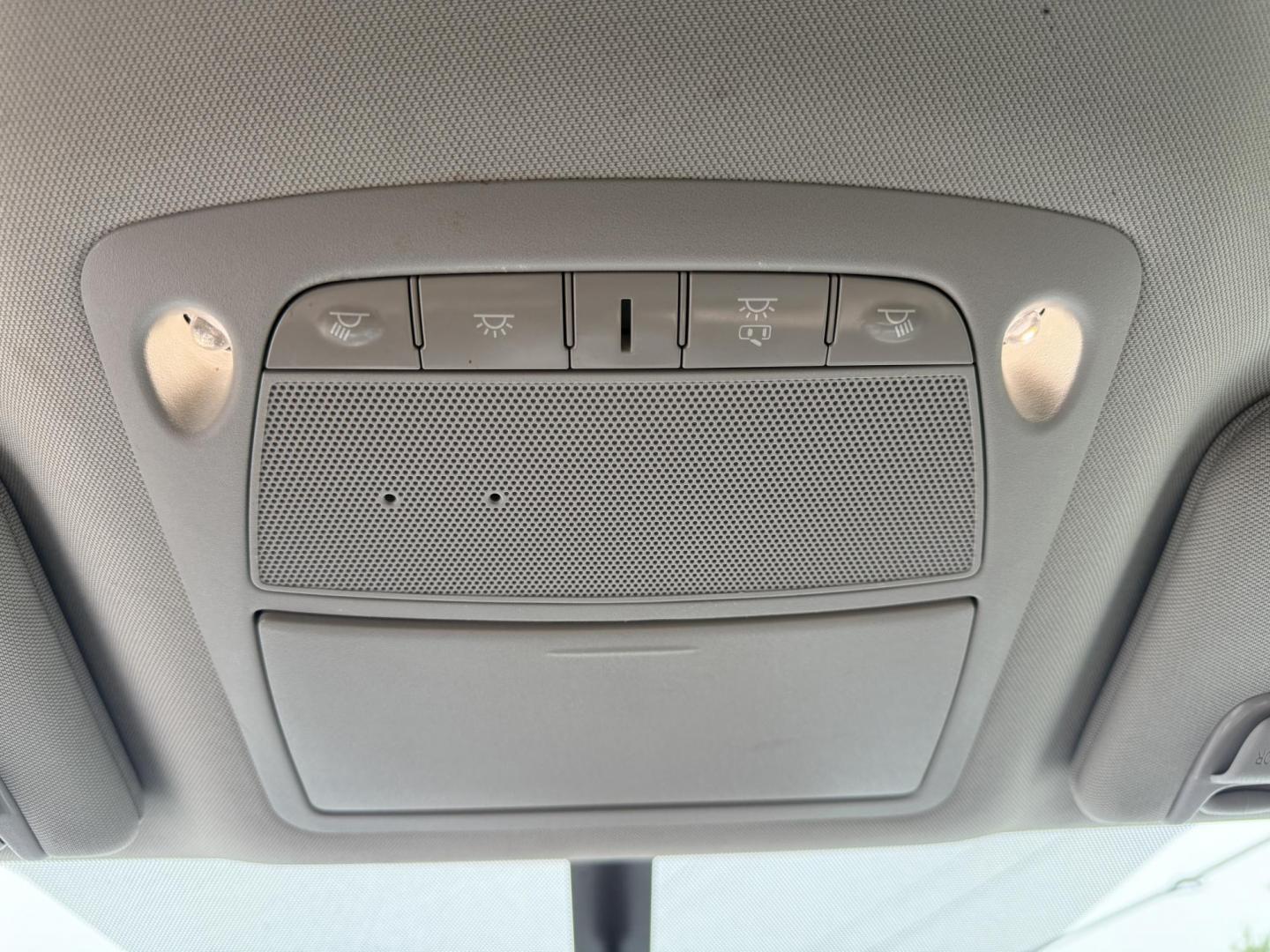 2019 Gray /Black Nissan Murano S AWD (5N1AZ2MS1KN) with an 3.5L V6 DOHC 24V engine, Automatic transmission, located at 11115 Chardon Rd. , Chardon, OH, 44024, (440) 214-9705, 41.580246, -81.241943 - Photo#19