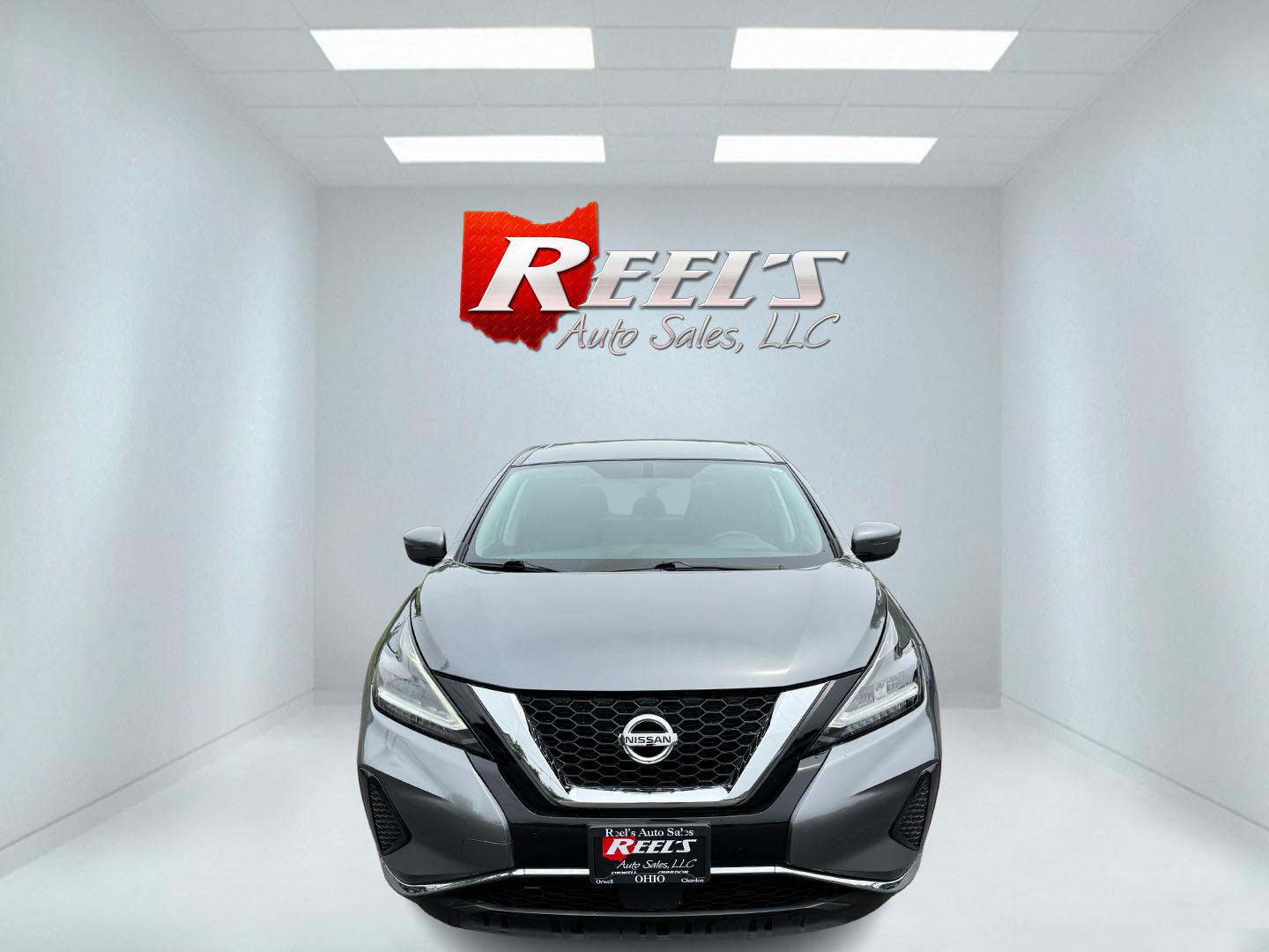 2019 Gray /Black Nissan Murano S AWD (5N1AZ2MS1KN) with an 3.5L V6 DOHC 24V engine, Automatic transmission, located at 11115 Chardon Rd. , Chardon, OH, 44024, (440) 214-9705, 41.580246, -81.241943 - Photo#1