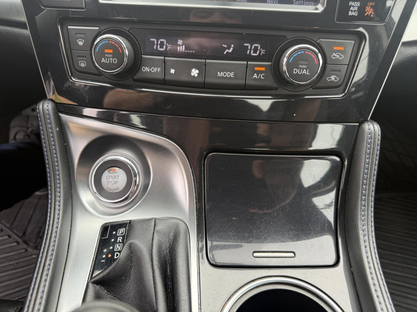2016 Brown /Black Nissan Maxima 3.5 SR (1N4AA6AP0GC) with an 3.5L V6 DOHC 24V engine, Automatic transmission, located at 11115 Chardon Rd. , Chardon, OH, 44024, (440) 214-9705, 41.580246, -81.241943 - Photo#22