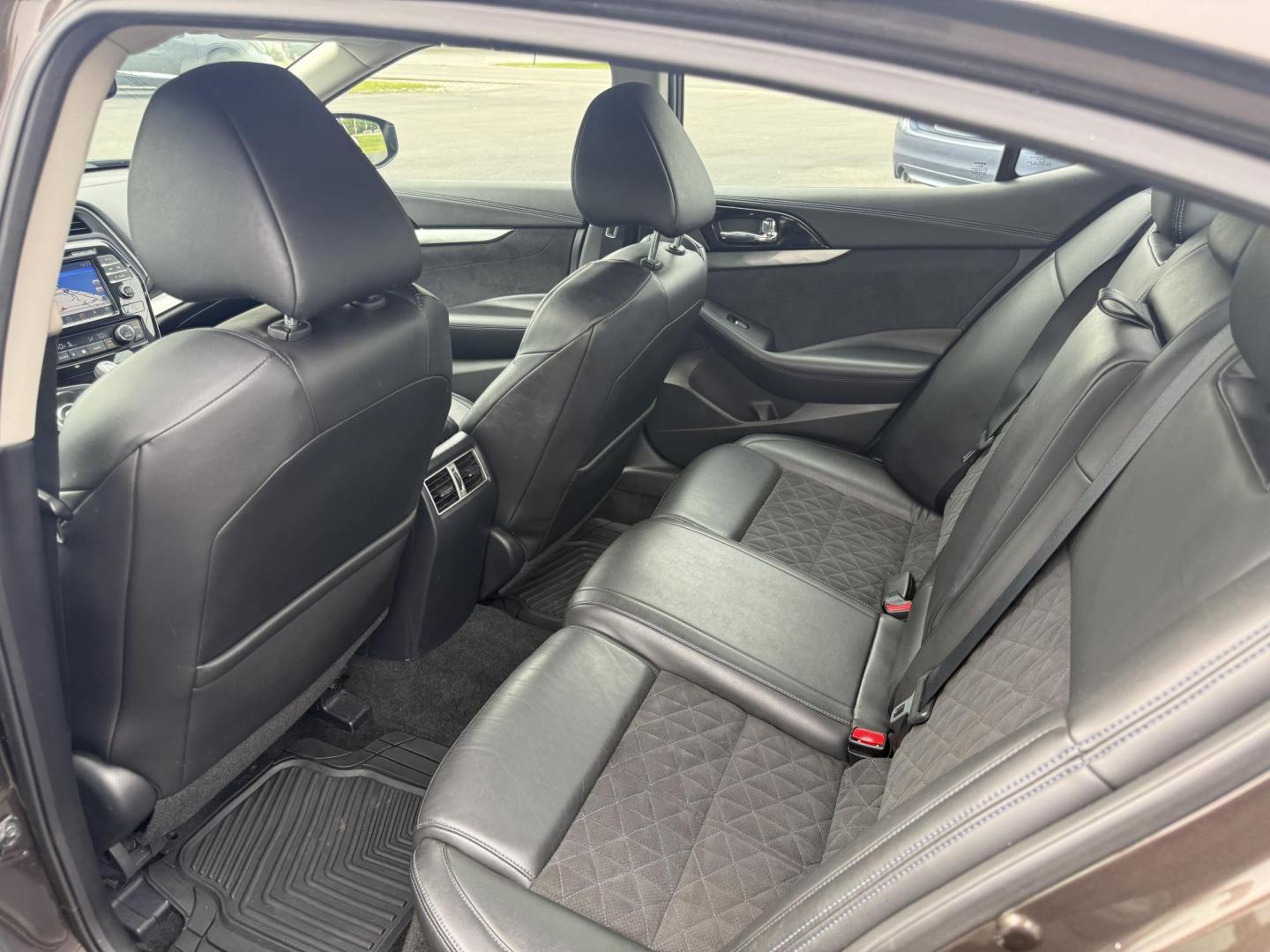 2016 Brown /Black Nissan Maxima 3.5 SR (1N4AA6AP0GC) with an 3.5L V6 DOHC 24V engine, Automatic transmission, located at 11115 Chardon Rd. , Chardon, OH, 44024, (440) 214-9705, 41.580246, -81.241943 - Photo#27