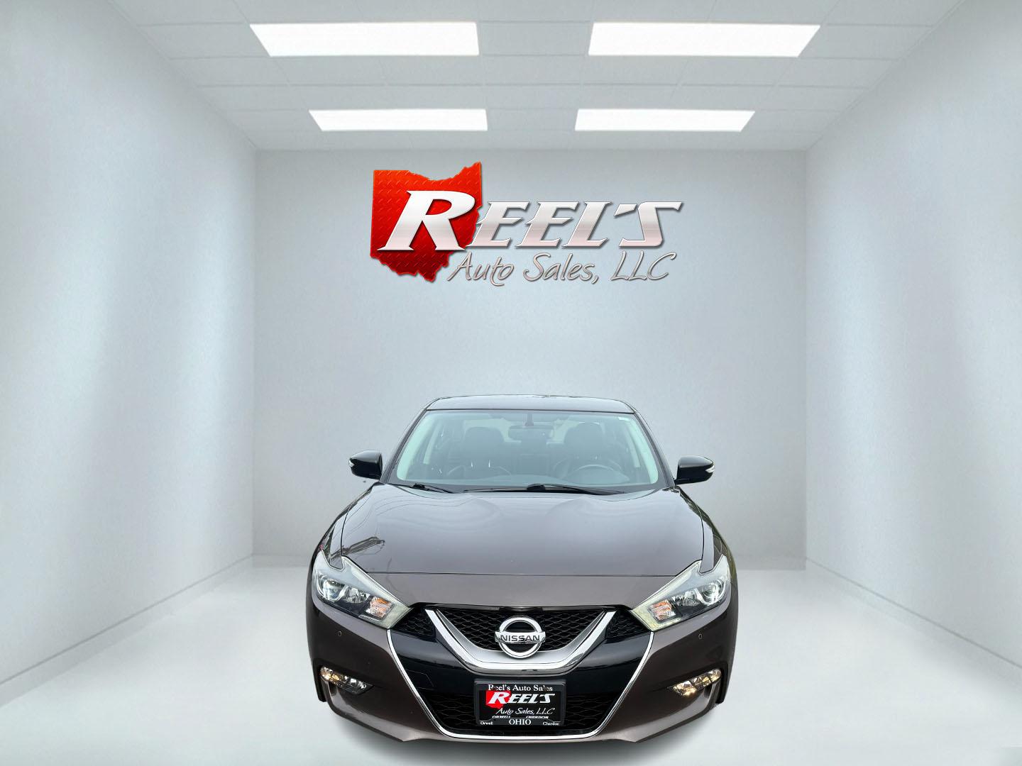 2016 Brown /Black Nissan Maxima 3.5 SR (1N4AA6AP0GC) with an 3.5L V6 DOHC 24V engine, Automatic transmission, located at 11115 Chardon Rd. , Chardon, OH, 44024, (440) 214-9705, 41.580246, -81.241943 - Photo#1