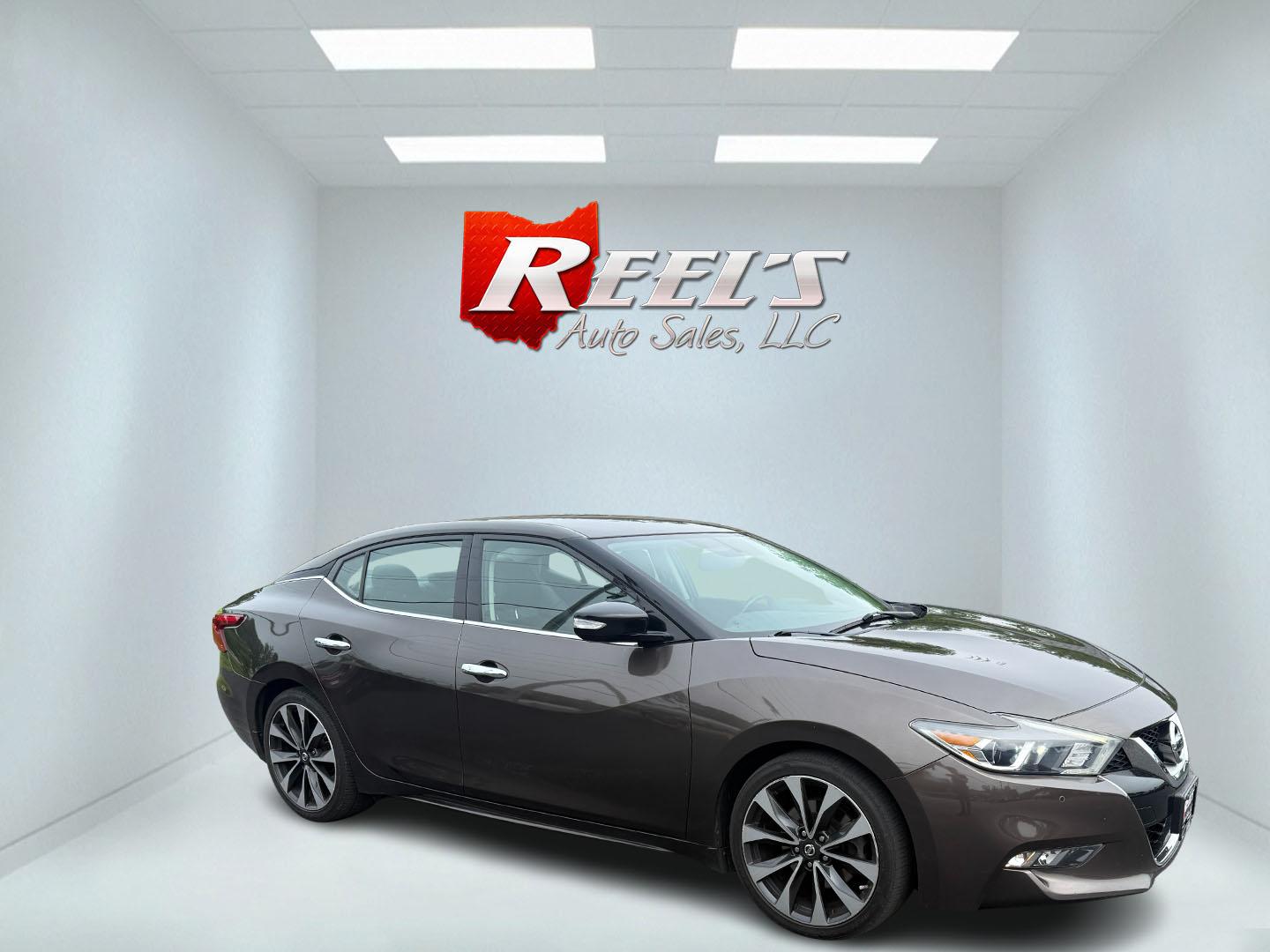 2016 Brown /Black Nissan Maxima 3.5 SR (1N4AA6AP0GC) with an 3.5L V6 DOHC 24V engine, Automatic transmission, located at 11115 Chardon Rd. , Chardon, OH, 44024, (440) 214-9705, 41.580246, -81.241943 - Photo#13