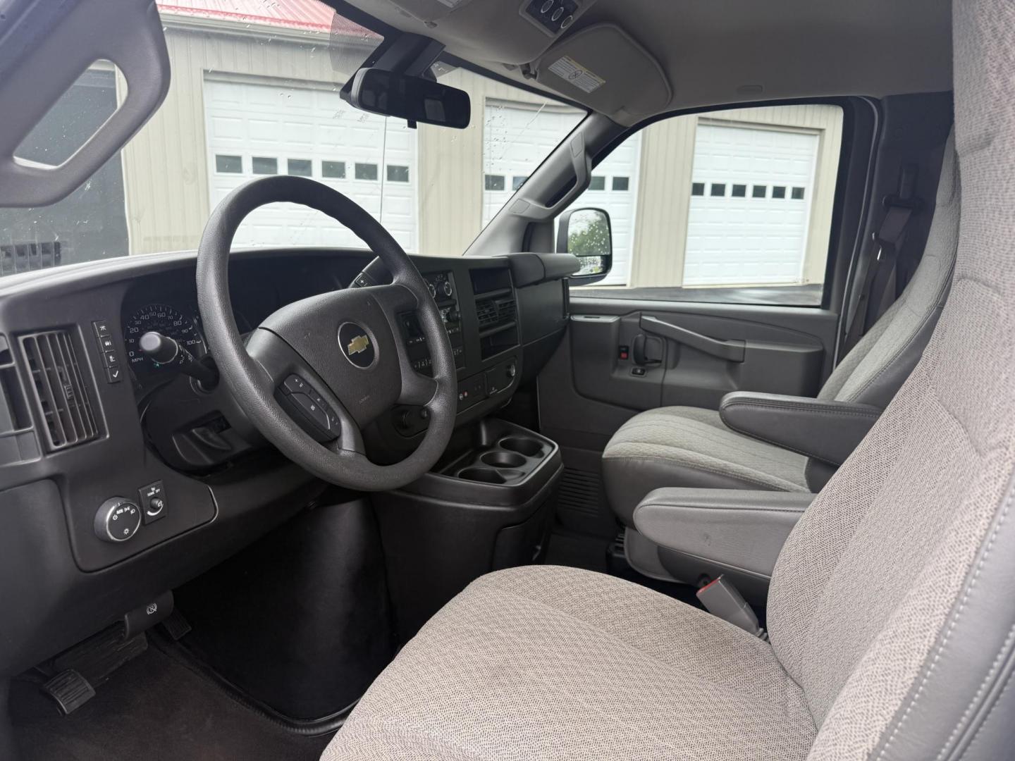 2020 White /Gray Chevrolet Express LT 3500 Extended (1GAZGPFG9L1) with an 6.0L V8 OHV 16V FFV engine, 6A transmission, located at 547 E. Main St., Orwell, OH, 44076, (440) 437-5893, 41.535435, -80.847855 - Photo#7