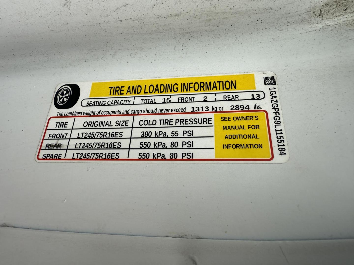 2020 White /Gray Chevrolet Express LT 3500 Extended (1GAZGPFG9L1) with an 6.0L V8 OHV 16V FFV engine, 6A transmission, located at 547 E. Main St., Orwell, OH, 44076, (440) 437-5893, 41.535435, -80.847855 - Photo#12