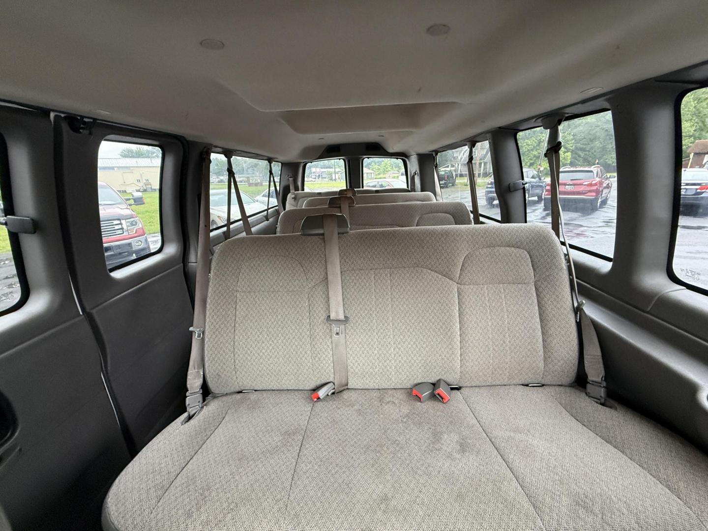 2020 White /Gray Chevrolet Express LT 3500 Extended (1GAZGPFG9L1) with an 6.0L V8 OHV 16V FFV engine, 6A transmission, located at 547 E. Main St., Orwell, OH, 44076, (440) 437-5893, 41.535435, -80.847855 - Photo#24