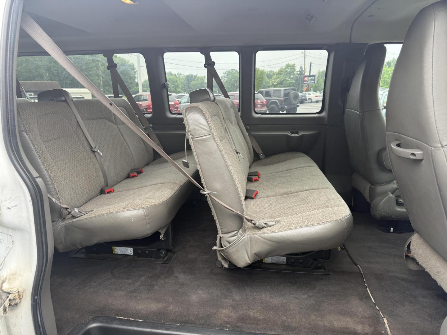 2020 White /Gray Chevrolet Express LT 3500 Extended (1GAZGPFG9L1) with an 6.0L V8 OHV 16V FFV engine, 6A transmission, located at 547 E. Main St., Orwell, OH, 44076, (440) 437-5893, 41.535435, -80.847855 - Photo#28