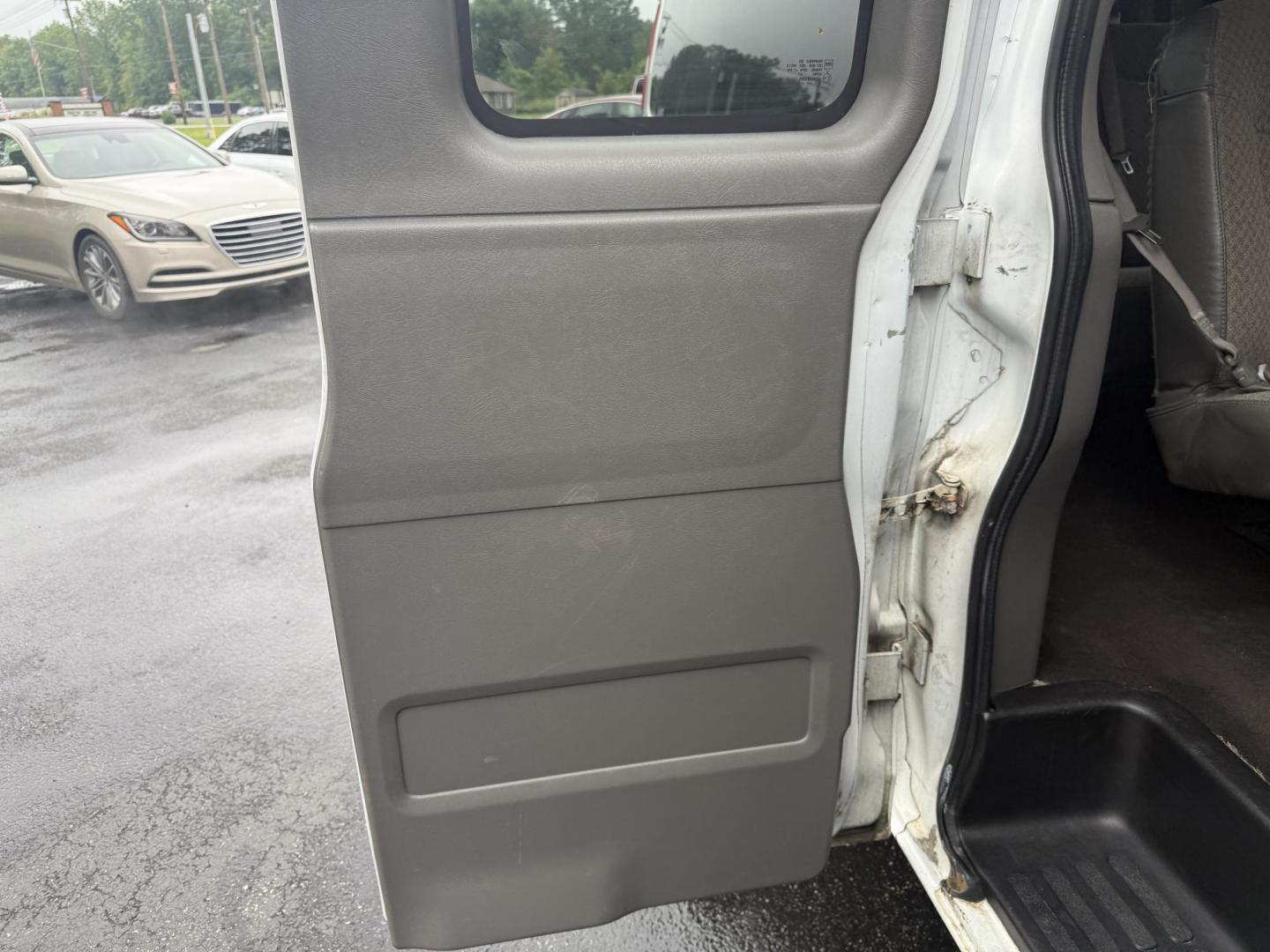 2020 White /Gray Chevrolet Express LT 3500 Extended (1GAZGPFG9L1) with an 6.0L V8 OHV 16V FFV engine, 6A transmission, located at 547 E. Main St., Orwell, OH, 44076, (440) 437-5893, 41.535435, -80.847855 - Photo#29