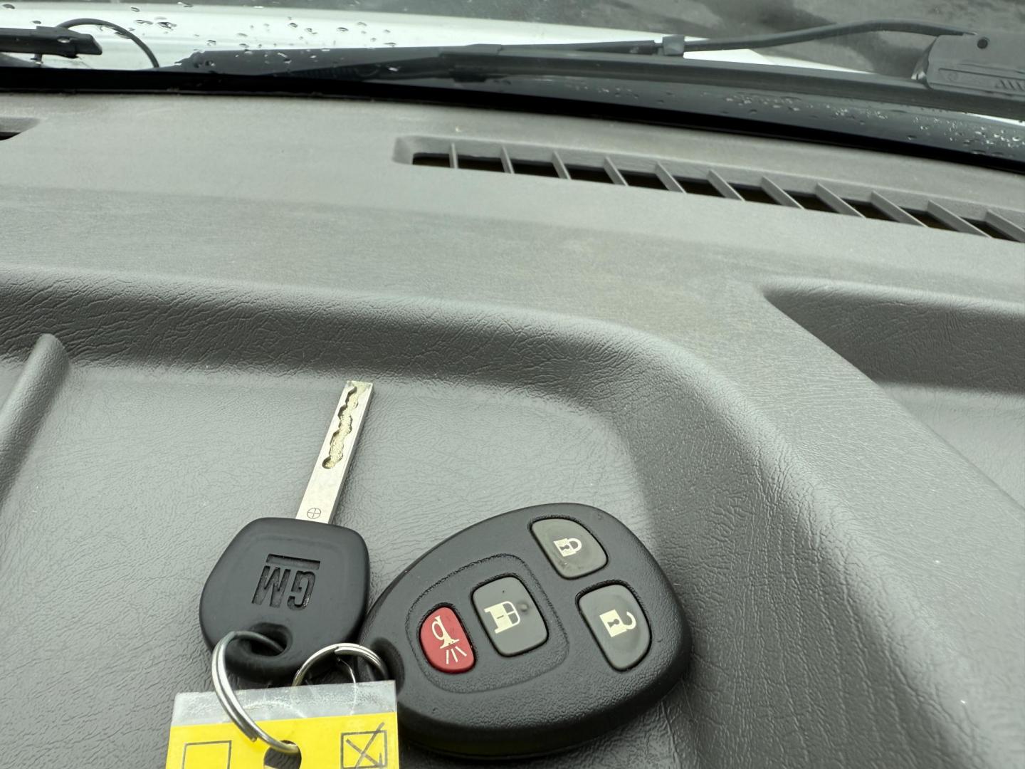 2020 White /Gray Chevrolet Express LT 3500 Extended (1GAZGPFG9L1) with an 6.0L V8 OHV 16V FFV engine, 6A transmission, located at 547 E. Main St., Orwell, OH, 44076, (440) 437-5893, 41.535435, -80.847855 - Photo#32