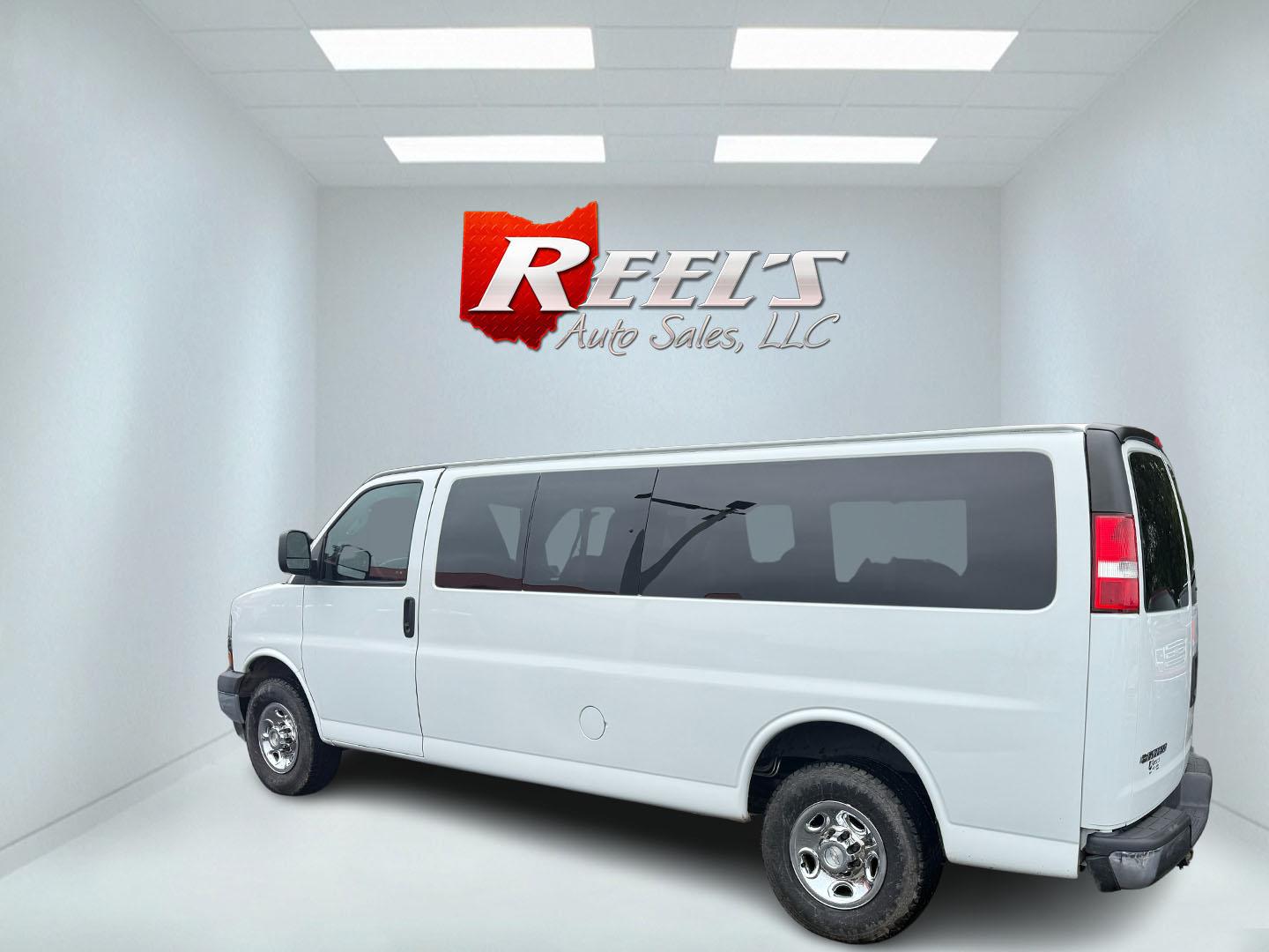 2020 White /Gray Chevrolet Express LT 3500 Extended (1GAZGPFG9L1) with an 6.0L V8 OHV 16V FFV engine, 6A transmission, located at 547 E. Main St., Orwell, OH, 44076, (440) 437-5893, 41.535435, -80.847855 - Photo#36