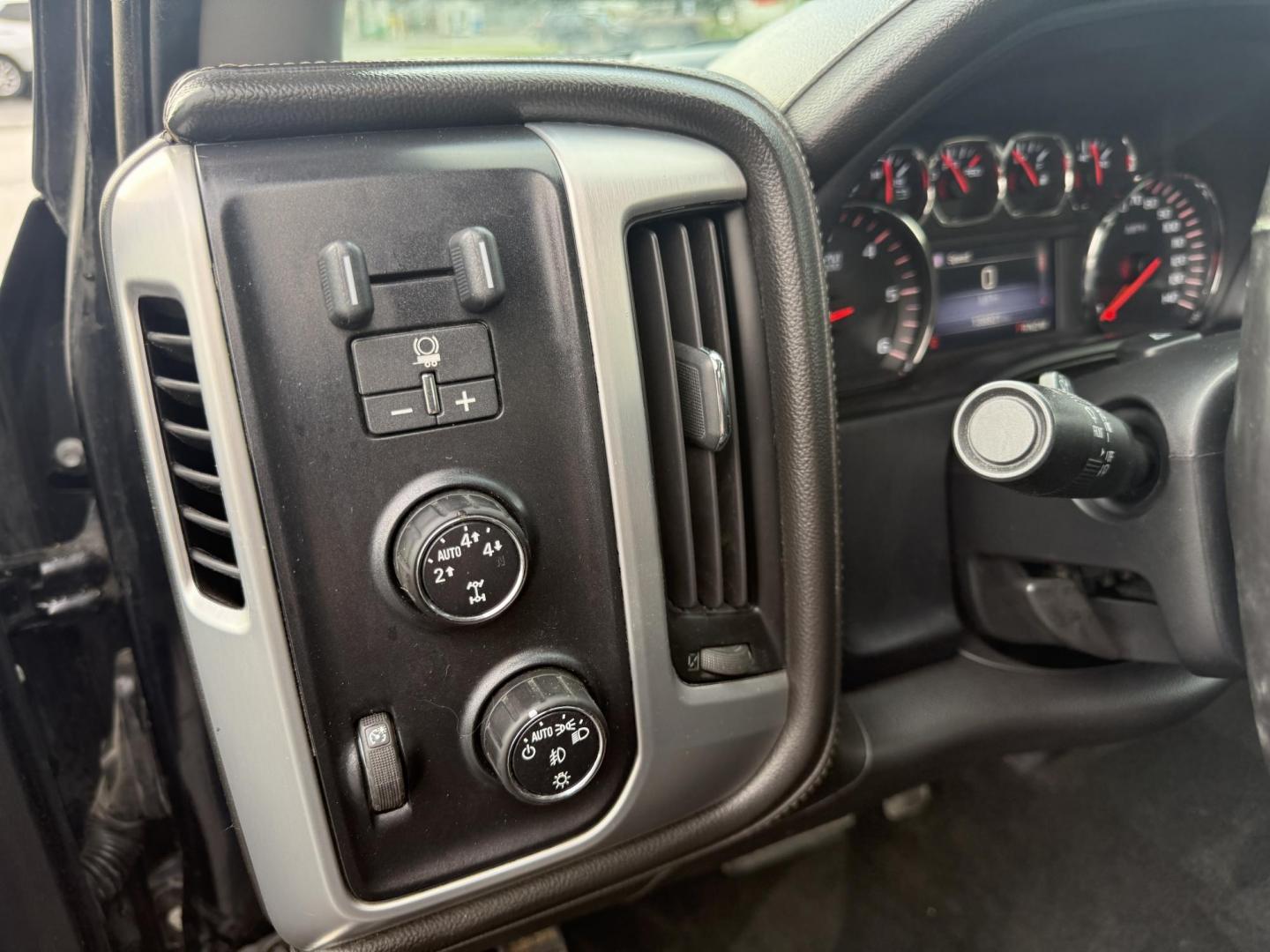 2014 Black /Black GMC Sierra 1500 SLE Double Cab 4WD (1GTV2UEC3EZ) with an 5.3L V8 OHV 16V engine, 6-Speed Automatic transmission, located at 11115 Chardon Rd. , Chardon, OH, 44024, (440) 214-9705, 41.580246, -81.241943 - Fresh Trade Alert ---- This 2014 GMC Sierra 1500 SLE Double Cab is a capable and feature rich truck. Powered by a 5.3 EcoTec 3 engine, 6 speed automatic transmission and 3.42 gearing this truck is rated to tow a very respectable 9,200 pounds. On the inside you get a power drivers seat, and dual zone - Photo#12