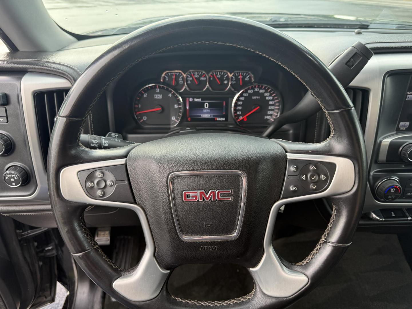2014 Black /Black GMC Sierra 1500 SLE Double Cab 4WD (1GTV2UEC3EZ) with an 5.3L V8 OHV 16V engine, 6-Speed Automatic transmission, located at 11115 Chardon Rd. , Chardon, OH, 44024, (440) 214-9705, 41.580246, -81.241943 - Fresh Trade Alert ---- This 2014 GMC Sierra 1500 SLE Double Cab is a capable and feature rich truck. Powered by a 5.3 EcoTec 3 engine, 6 speed automatic transmission and 3.42 gearing this truck is rated to tow a very respectable 9,200 pounds. On the inside you get a power drivers seat, and dual zone - Photo#18