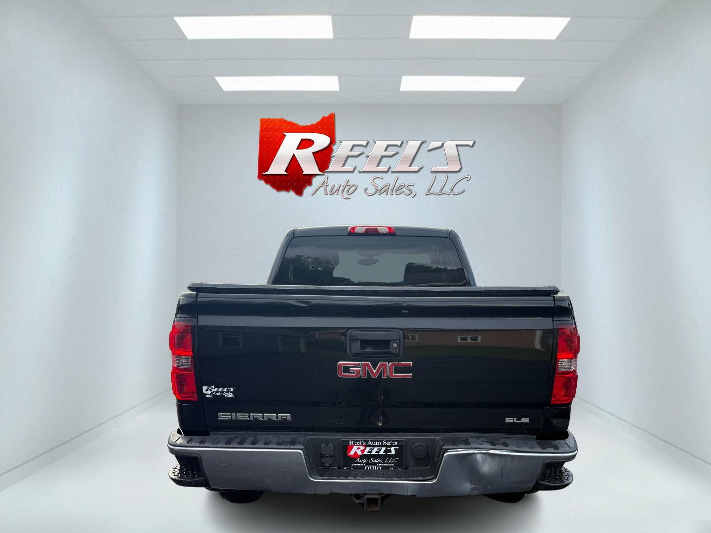 2014 Black /Black GMC Sierra 1500 SLE Double Cab 4WD (1GTV2UEC3EZ) with an 5.3L V8 OHV 16V engine, 6-Speed Automatic transmission, located at 11115 Chardon Rd. , Chardon, OH, 44024, (440) 214-9705, 41.580246, -81.241943 - Fresh Trade Alert ---- This 2014 GMC Sierra 1500 SLE Double Cab is a capable and feature rich truck. Powered by a 5.3 EcoTec 3 engine, 6 speed automatic transmission and 3.42 gearing this truck is rated to tow a very respectable 9,200 pounds. On the inside you get a power drivers seat, and dual zone - Photo#40