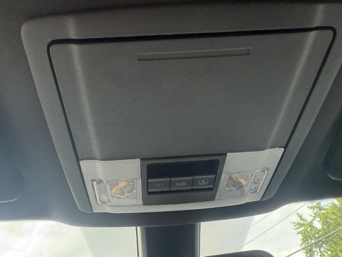 2018 White /Black Ford Explorer Sport 4WD (1FM5K8GT8JG) with an 3.5L V6 DOHC 24V Twin Turbo engine, 6A transmission, located at 11115 Chardon Rd. , Chardon, OH, 44024, (440) 214-9705, 41.580246, -81.241943 - This One Owner 2018 Ford Explorer Sport 4WD with the 3.5L Twin Turbo EcoBoost V6 engine combines powerful performance and luxury, accelerating from 0-60 mph in just 6.0 seconds and offering a robust 5,000-pound towing capacity. It features a premium leather interior with heated and cooled front seat - Photo#22