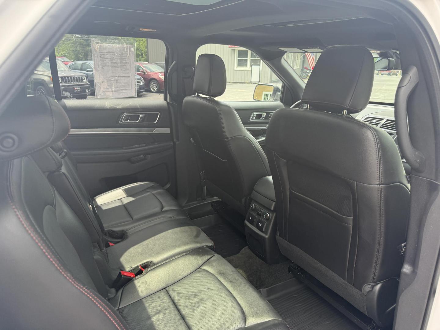 2018 White /Black Ford Explorer Sport 4WD (1FM5K8GT8JG) with an 3.5L V6 DOHC 24V Twin Turbo engine, 6A transmission, located at 11115 Chardon Rd. , Chardon, OH, 44024, (440) 214-9705, 41.580246, -81.241943 - This One Owner 2018 Ford Explorer Sport 4WD with the 3.5L Twin Turbo EcoBoost V6 engine combines powerful performance and luxury, accelerating from 0-60 mph in just 6.0 seconds and offering a robust 5,000-pound towing capacity. It features a premium leather interior with heated and cooled front seat - Photo#43