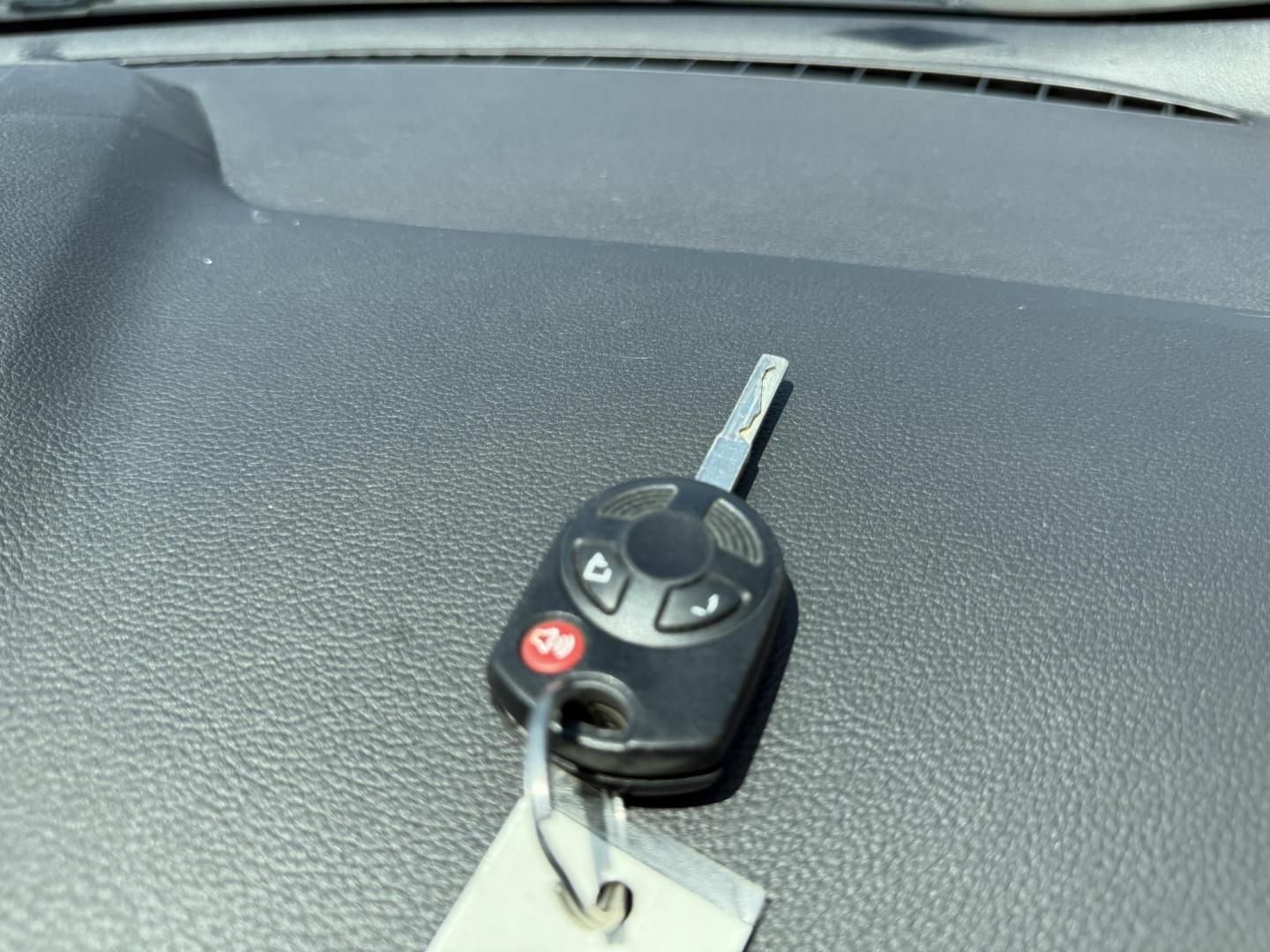 2015 Red /Black Ford Escape SE FWD (1FMCU0G75FU) with an 2.5L I4 DOHC 16V engine, 6-Speed Automatic transmission, located at 547 E. Main St., Orwell, OH, 44076, (440) 437-5893, 41.535435, -80.847855 - This 2015 Ford Escape SE FWD equipped with the 2.5L I4 Duratec engine offers impressive fuel efficiency, achieving around 30 MPG on the highway. It features a 6-speed automatic transmission, a power driver’s seat for comfort, and essential safety and convenience features including a backup camera, - Photo#33