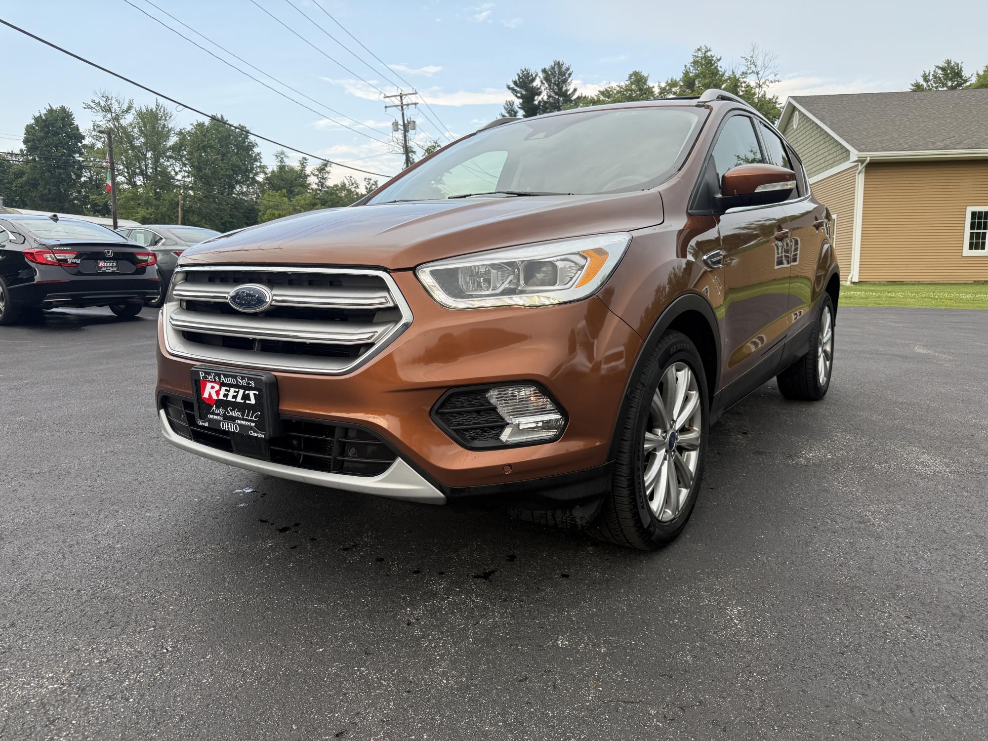 photo of 2017 Ford Escape Titanium 4WD