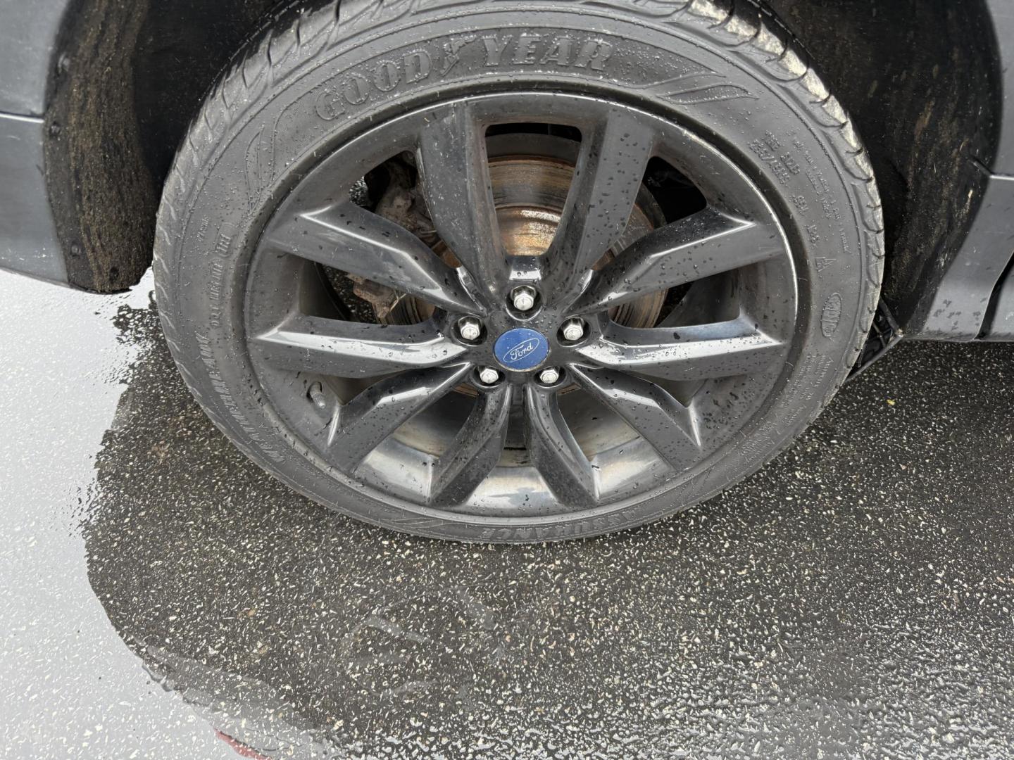 2019 Black /Black Ford Escape Titanium 4WD (1FMCU9J95KU) with an 2.0L I4 DOHC 16V TURBO engine, 6 Speed Auto transmission, located at 547 E. Main St., Orwell, OH, 44076, (440) 437-5893, 41.535435, -80.847855 - Photo#4