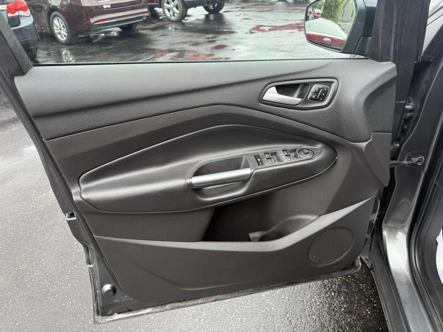 2019 Black /Black Ford Escape Titanium 4WD (1FMCU9J95KU) with an 2.0L I4 DOHC 16V TURBO engine, 6 Speed Auto transmission, located at 547 E. Main St., Orwell, OH, 44076, (440) 437-5893, 41.535435, -80.847855 - Photo#9