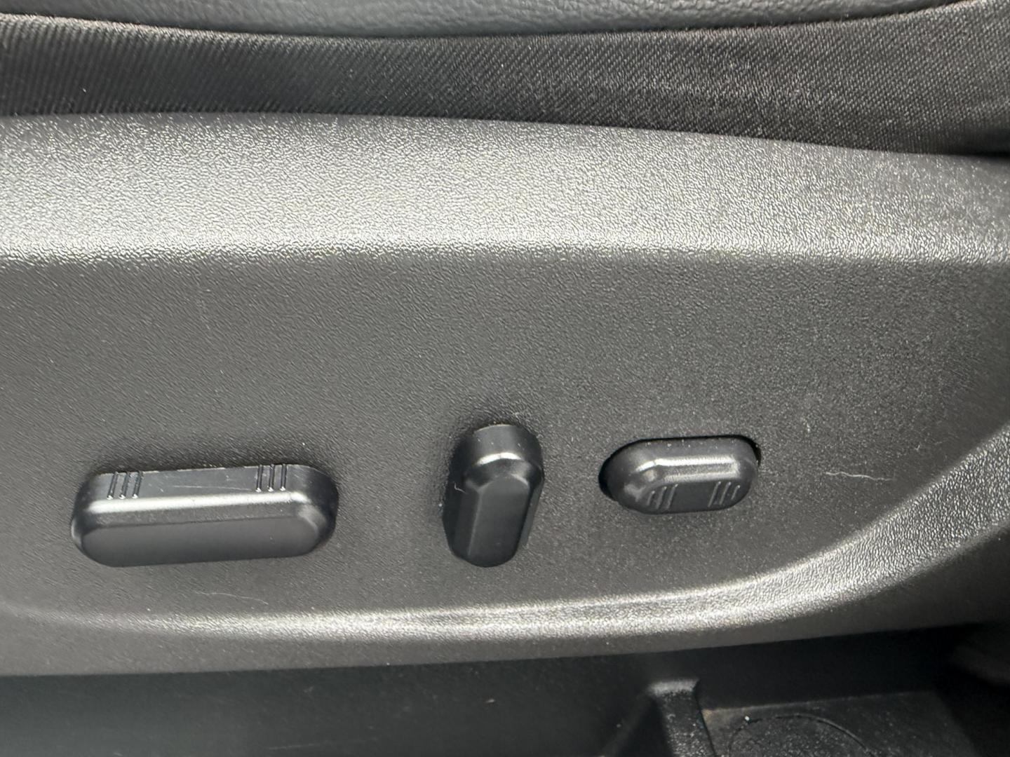 2019 Black /Black Ford Escape Titanium 4WD (1FMCU9J95KU) with an 2.0L I4 DOHC 16V TURBO engine, 6 Speed Auto transmission, located at 547 E. Main St., Orwell, OH, 44076, (440) 437-5893, 41.535435, -80.847855 - Photo#12
