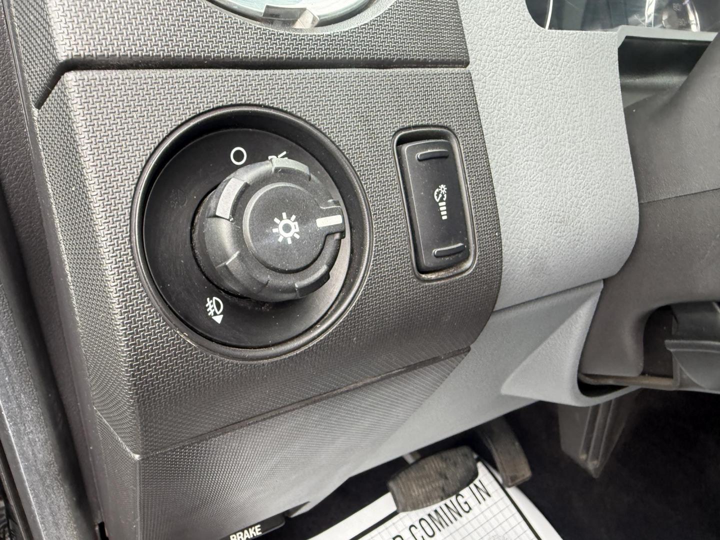 2015 Black /Gray Ford F-350 SD XLT Crew Cab 4WD (1FT8W3B66FE) with an 6.2L V8 OHV 16V FFV engine, 6-Speed Automatic transmission, located at 547 E. Main St., Orwell, OH, 44076, (440) 437-5893, 41.535435, -80.847855 - Photo#14