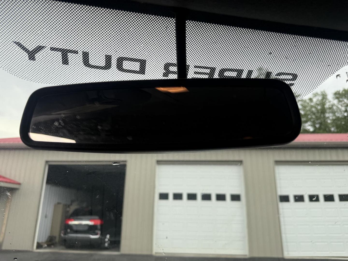 2015 Black /Gray Ford F-350 SD XLT Crew Cab 4WD (1FT8W3B66FE) with an 6.2L V8 OHV 16V FFV engine, 6-Speed Automatic transmission, located at 547 E. Main St., Orwell, OH, 44076, (440) 437-5893, 41.535435, -80.847855 - Photo#24