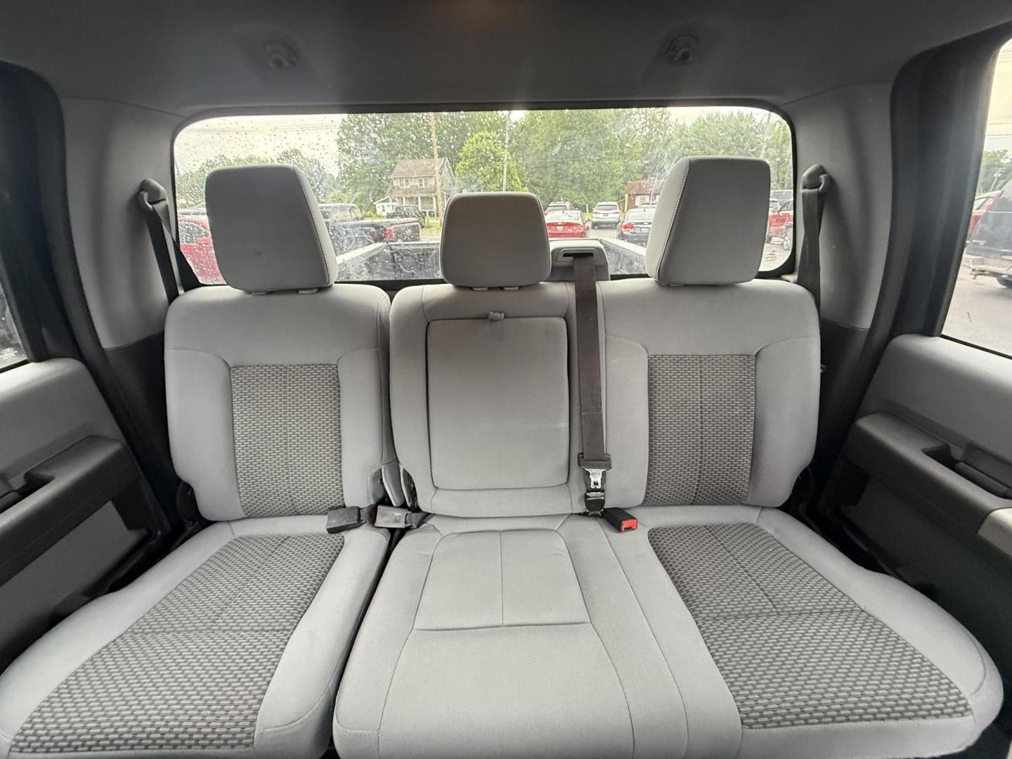 2015 Black /Gray Ford F-350 SD XLT Crew Cab 4WD (1FT8W3B66FE) with an 6.2L V8 OHV 16V FFV engine, 6-Speed Automatic transmission, located at 547 E. Main St., Orwell, OH, 44076, (440) 437-5893, 41.535435, -80.847855 - Photo#25