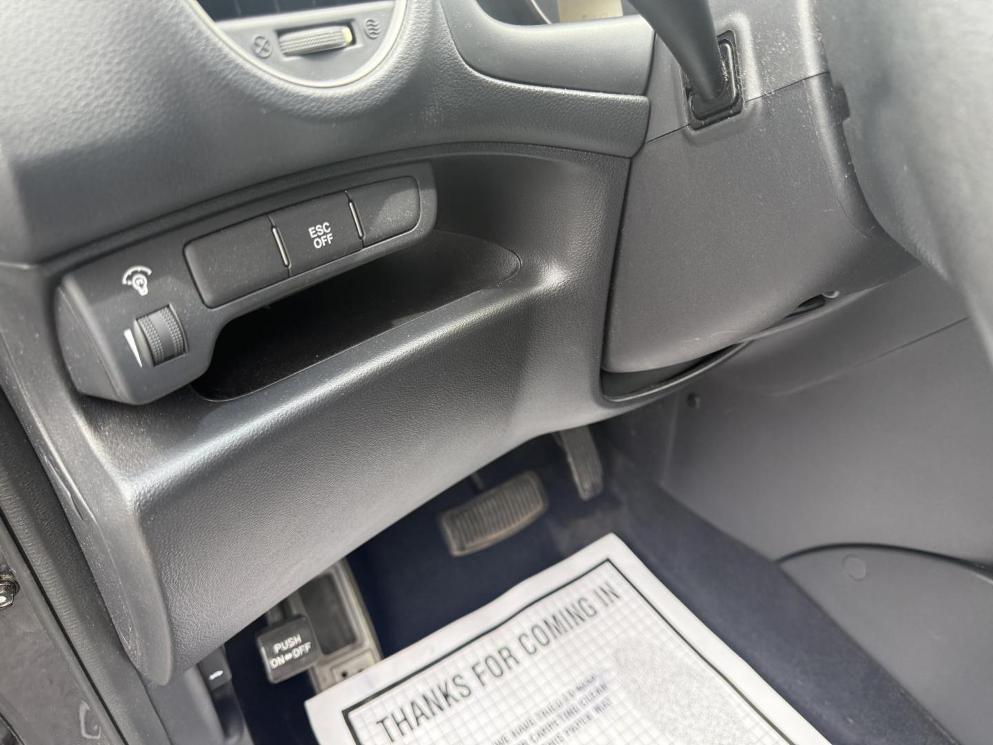 2008 Gray /Black Kia Rondo LX V6 (KNAFG526887) with an 2.7L V6 DOHC 24V engine, 5 Speed Automatic transmission, located at 547 E. Main St., Orwell, OH, 44076, (440) 437-5893, 41.535435, -80.847855 - This 2008 Kia Rondo LX 2.7 V6 with a 5-speed automatic transmission offers seating for seven, making it a practical choice for families or groups, and boasts a respectable 26 MPG highway fuel efficiency. Equipped with auxiliary audio input, it provides convenient connectivity for your devices. Its v - Photo#11