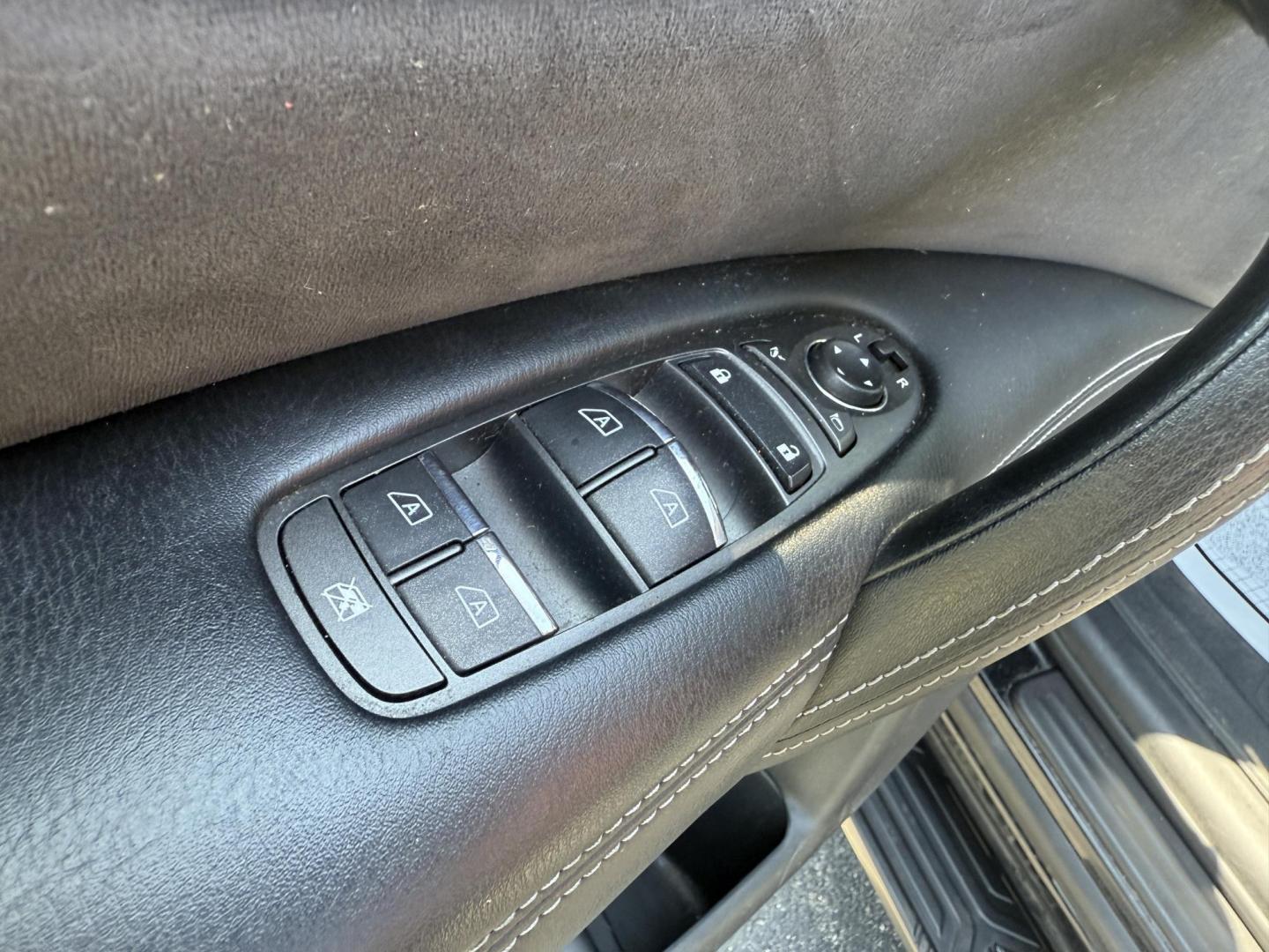 2017 Black /Black Nissan Armada SV AWD (JN8AY2NC4H9) with an 5.6L V8 DOHC 32V engine, 7A transmission, located at 547 E. Main St., Orwell, OH, 44076, (440) 437-5893, 41.535435, -80.847855 - The 2017 Nissan Armada SV 4WD is a full-size SUV powered by a robust 5.6-liter Endurance V8 engine producing 390 hp and 394 lb-ft of torque, paired with a 7-speed automatic transmission and offering an impressive 8,500-pound towing capacity. It boasts comfort and convenience features like 8-way powe - Photo#11