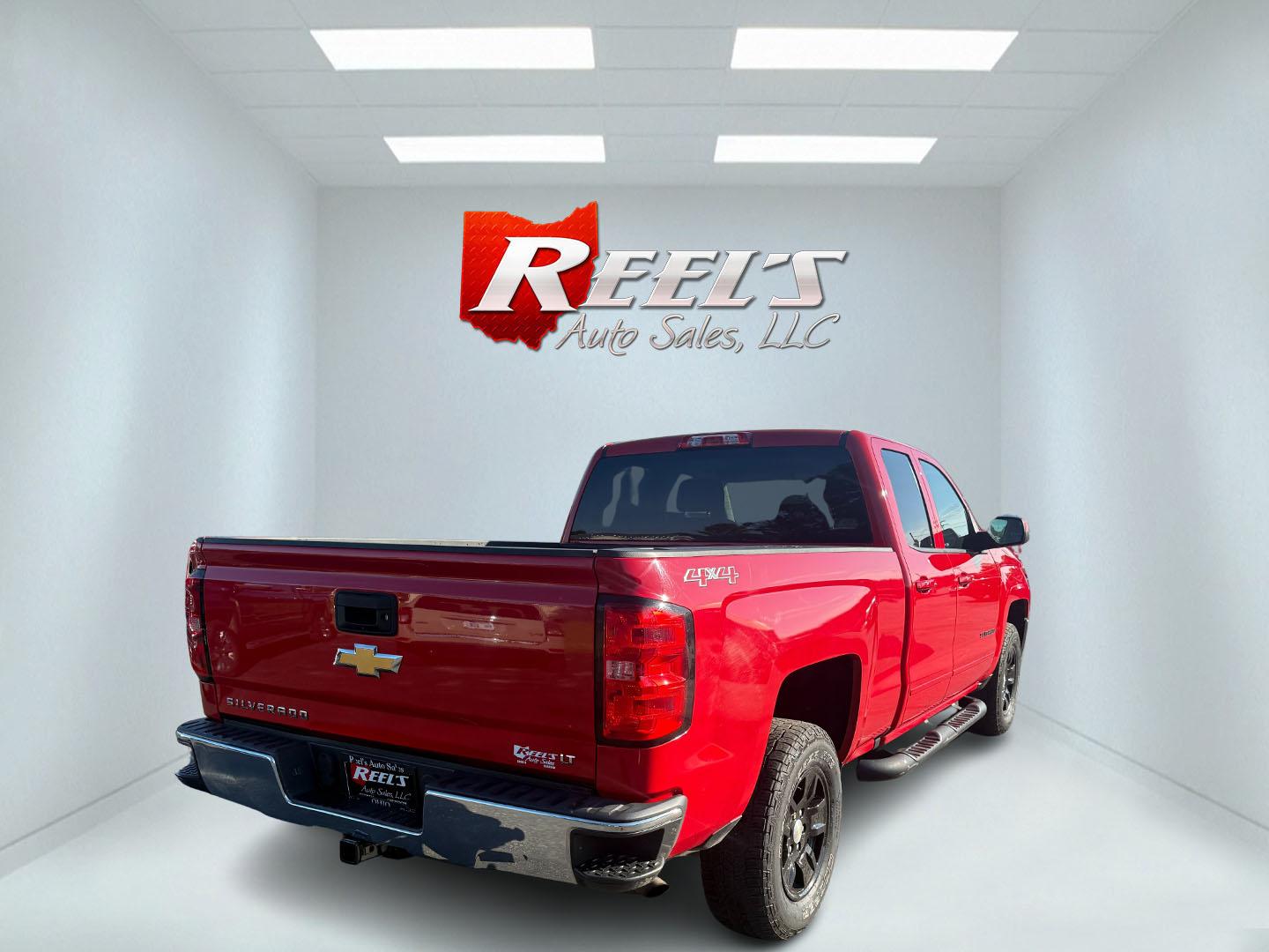 2017 Red /Black Chevrolet Silverado 1500 LT Double Cab 4WD (1GCVKREH4HZ) with an 4.3L V6 OHV 12V FFV engine, 6 Speed Automatic transmission, located at 547 E. Main St., Orwell, OH, 44076, (440) 437-5893, 41.535435, -80.847855 - Photo#34