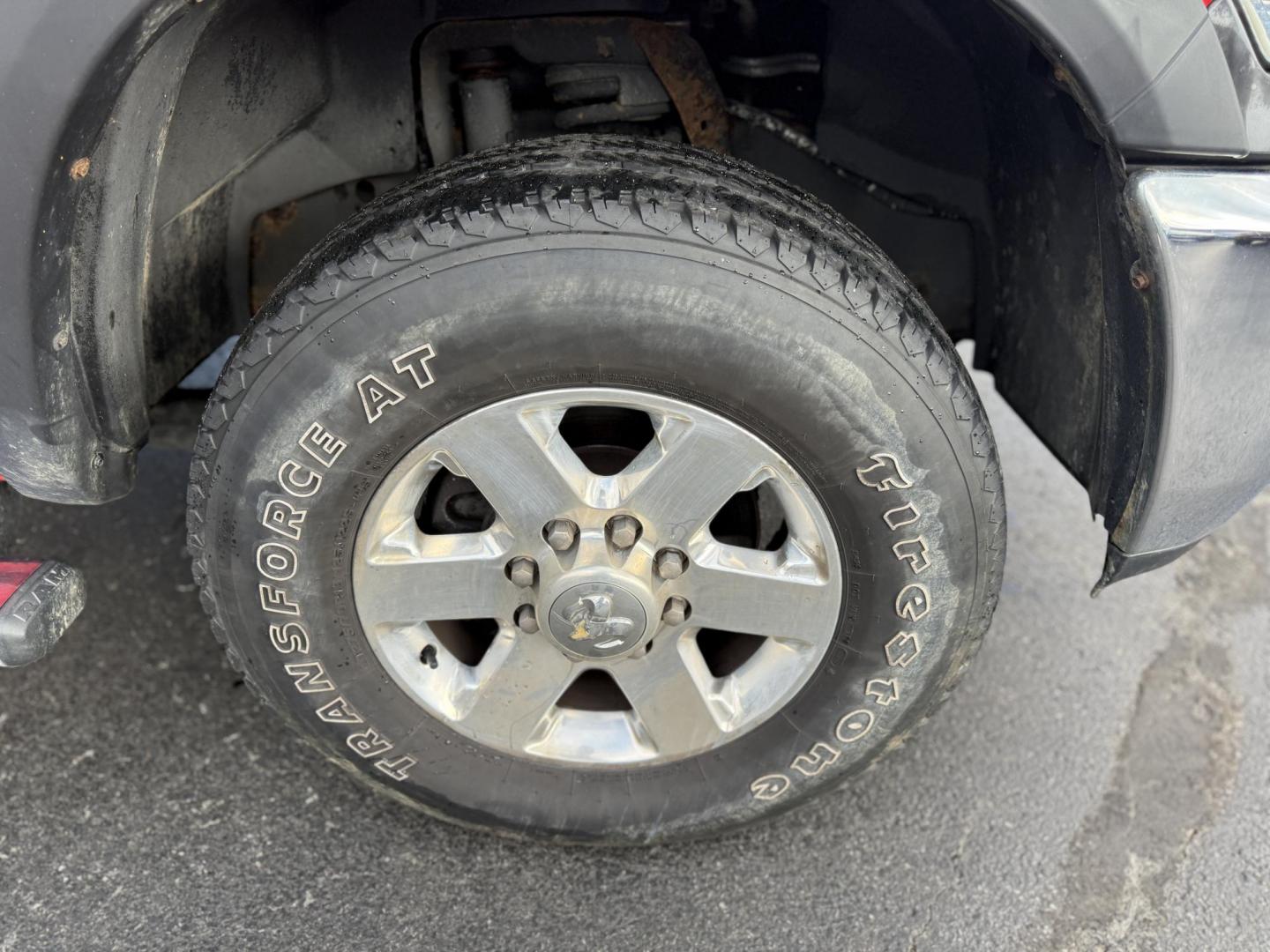 2014 Red /Gray RAM 2500 Big Horn Crew Cab SWB 4WD (3C6UR5DJXEG) with an 6.4L V8 OHV engine, 6-Speed Automatic transmission, located at 547 E. Main St., Orwell, OH, 44076, (440) 437-5893, 41.535435, -80.847855 - Photo#4
