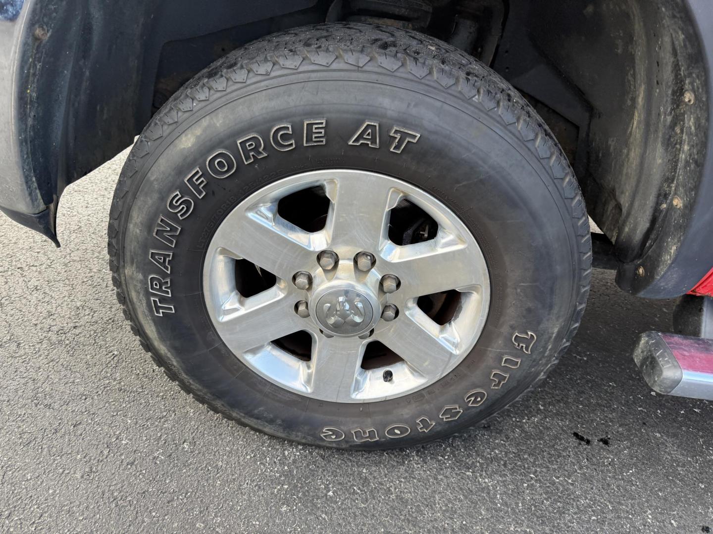 2014 Red /Gray RAM 2500 Big Horn Crew Cab SWB 4WD (3C6UR5DJXEG) with an 6.4L V8 OHV engine, 6-Speed Automatic transmission, located at 547 E. Main St., Orwell, OH, 44076, (440) 437-5893, 41.535435, -80.847855 - Photo#11