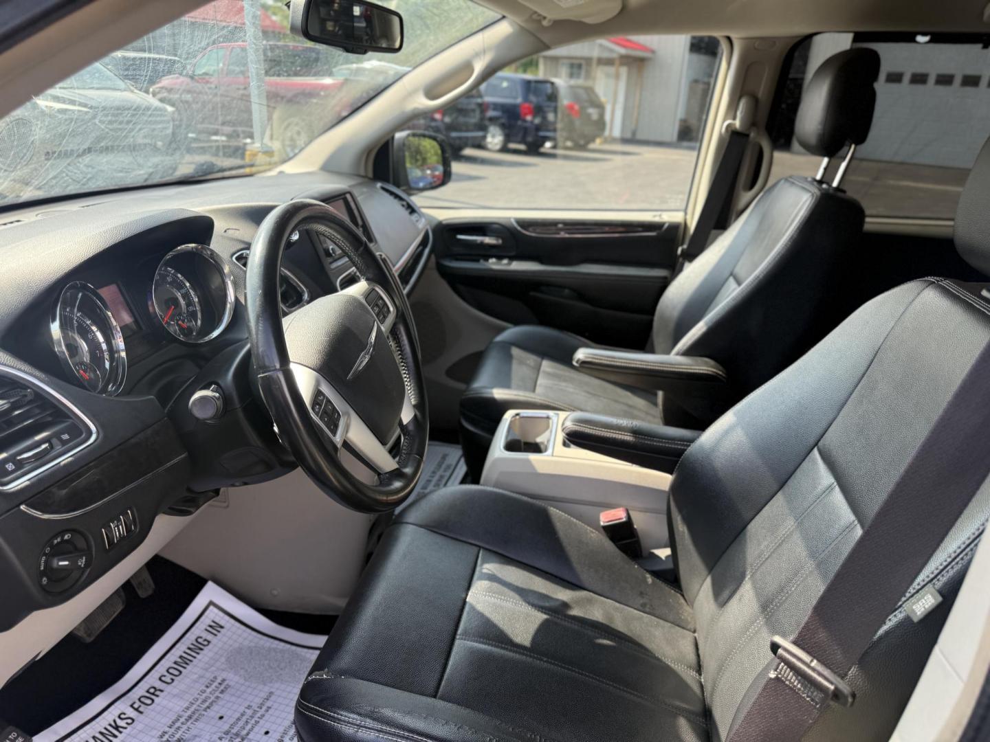 2015 Silver /Black Chrysler Town & Country Touring (2C4RC1BG7FR) with an 3.6L V6 DOHC 24V FFV engine, 6-Speed Automatic transmission, located at 547 E. Main St., Orwell, OH, 44076, (440) 437-5893, 41.535435, -80.847855 - Photo#8