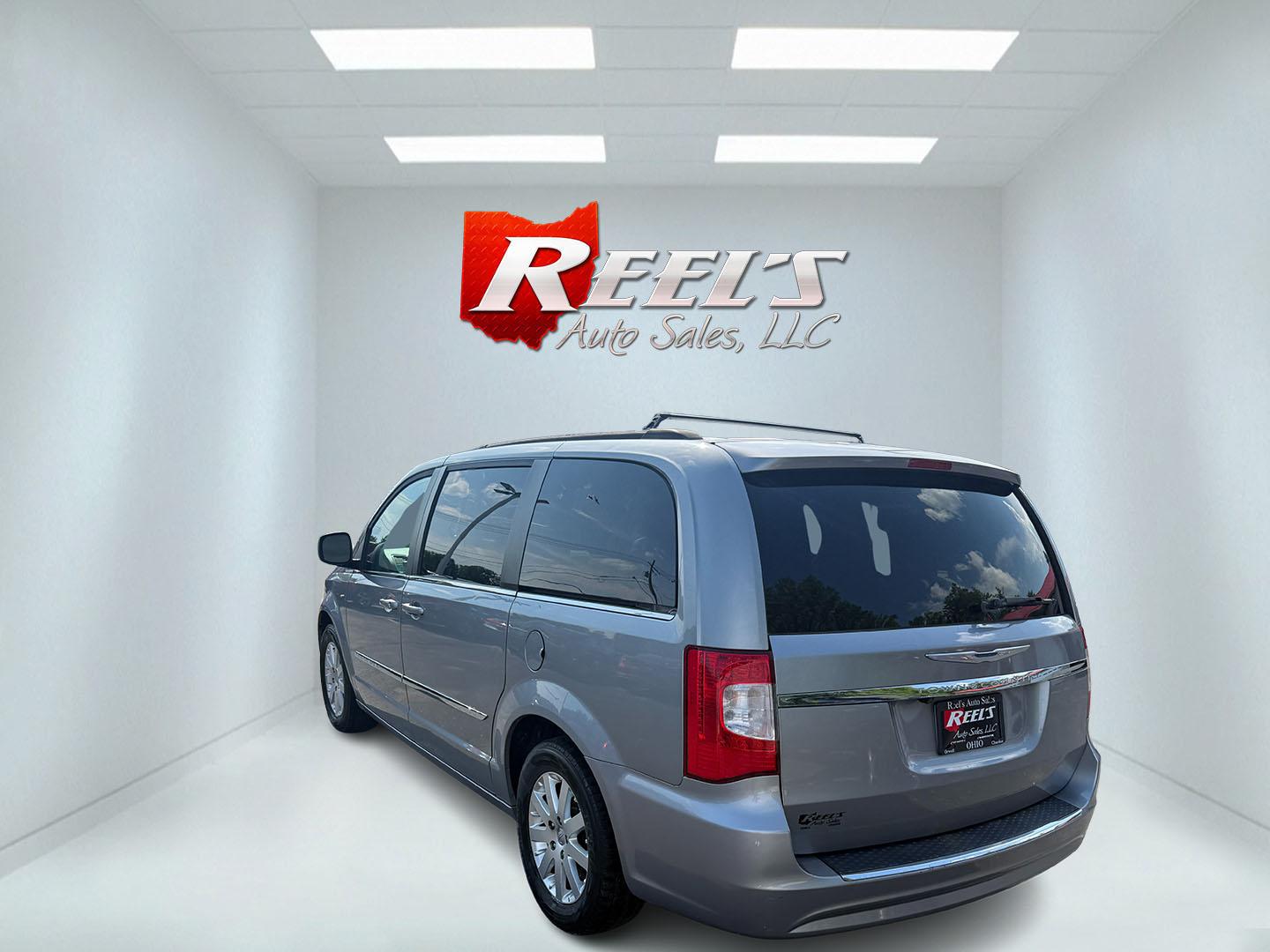 2015 Silver /Black Chrysler Town & Country Touring (2C4RC1BG7FR) with an 3.6L V6 DOHC 24V FFV engine, 6-Speed Automatic transmission, located at 547 E. Main St., Orwell, OH, 44076, (440) 437-5893, 41.535435, -80.847855 - Photo#40