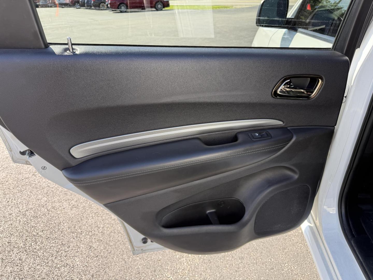 2020 White /Black Dodge Durango R/T AWD (1C4SDJCT4LC) with an 5.7L V8 OHV 16V engine, 8A transmission, located at 11115 Chardon Rd. , Chardon, OH, 44024, (440) 214-9705, 41.580246, -81.241943 - This 2020 Dodge Durango R/T AWD is a powerful and well-equipped three-row SUV featuring a 5.7L HEMI V8 engine with 360 horsepower, paired with an 8-speed automatic transmission and sport suspension for dynamic performance, including a 0-60 mph time of just 6.2 seconds. It offers a robust 7,200-pound - Photo#33