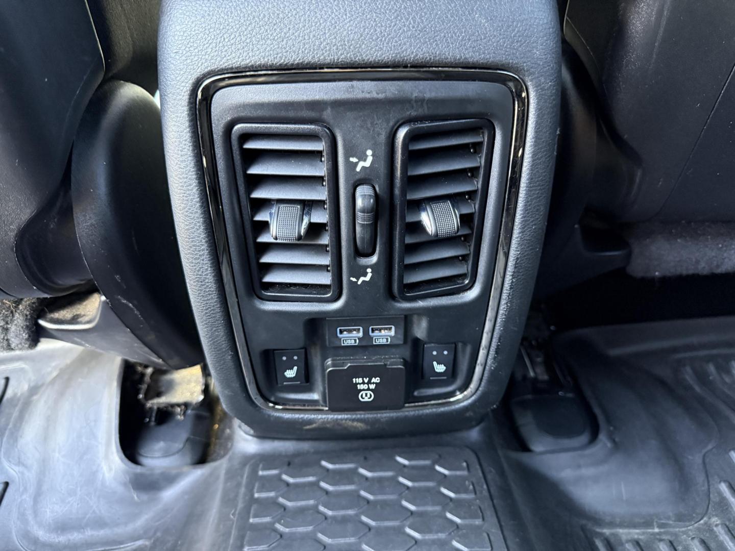 2020 White /Black Dodge Durango R/T AWD (1C4SDJCT4LC) with an 5.7L V8 OHV 16V engine, 8A transmission, located at 11115 Chardon Rd. , Chardon, OH, 44024, (440) 214-9705, 41.580246, -81.241943 - This 2020 Dodge Durango R/T AWD is a powerful and well-equipped three-row SUV featuring a 5.7L HEMI V8 engine with 360 horsepower, paired with an 8-speed automatic transmission and sport suspension for dynamic performance, including a 0-60 mph time of just 6.2 seconds. It offers a robust 7,200-pound - Photo#35