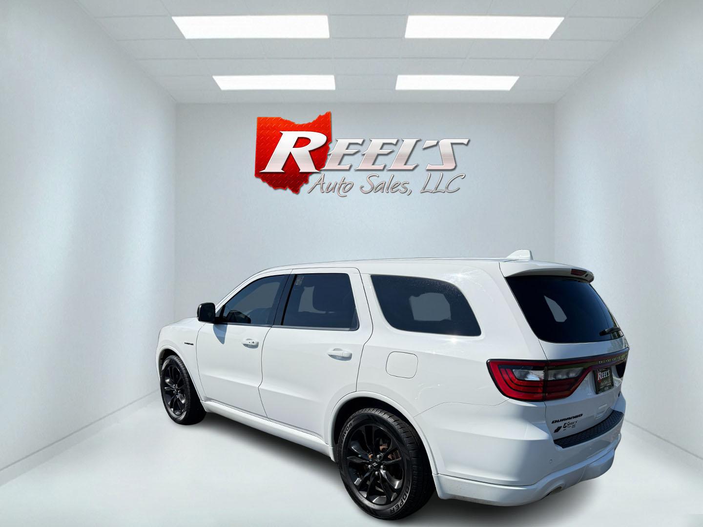 2020 White /Black Dodge Durango R/T AWD (1C4SDJCT4LC) with an 5.7L V8 OHV 16V engine, 8A transmission, located at 11115 Chardon Rd. , Chardon, OH, 44024, (440) 214-9705, 41.580246, -81.241943 - This 2020 Dodge Durango R/T AWD is a powerful and well-equipped three-row SUV featuring a 5.7L HEMI V8 engine with 360 horsepower, paired with an 8-speed automatic transmission and sport suspension for dynamic performance, including a 0-60 mph time of just 6.2 seconds. It offers a robust 7,200-pound - Photo#49