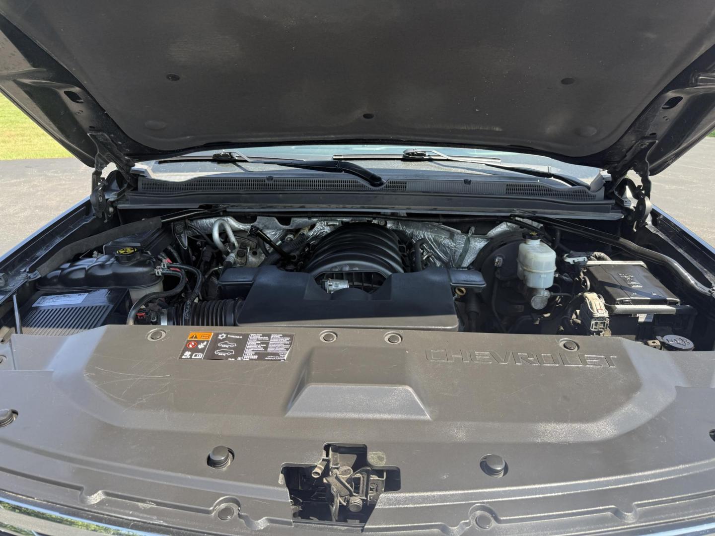 2016 Black /Black Chevrolet Suburban LTZ 4WD (1GNSKJKC6GR) with an 5.3L V8 OHV 16V engine, 6A transmission, located at 11115 Chardon Rd. , Chardon, OH, 44024, (440) 214-9705, 41.580246, -81.241943 - This 2016 Chevrolet Suburban LTZ 4WD is a full-size SUV powered by a 5.3L EcoTec3 V8 engine paired with a 6-speed automatic transmission and 3.42 rear axle gearing, offering an 8,000-pound towing capacity. It features a luxurious leather interior with heated and cooled front seats, heated second-row - Photo#3