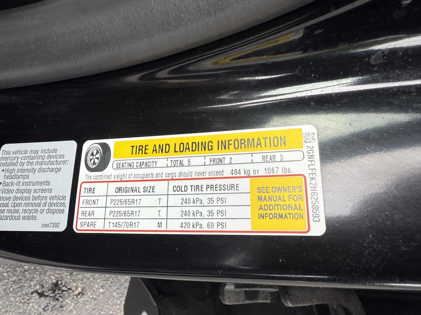 2017 Black /Black Chevrolet Equinox LT AWD (2GNFLFEK2H6) with an 2.4L I4 DOHC 16V engine, 6A transmission, located at 11115 Chardon Rd. , Chardon, OH, 44024, (440) 214-9705, 41.580246, -81.241943 - This 2017 Chevrolet Equinox LT AWD is a compact SUV powered by a 2.4L EcoTec I4 engine paired with a 6-speed automatic transmission, delivering up to 28 MPG on the highway. It features a 7-inch touchscreen with a backup camera, single-zone automatic climate control, heated front seats, a power drive - Photo#12