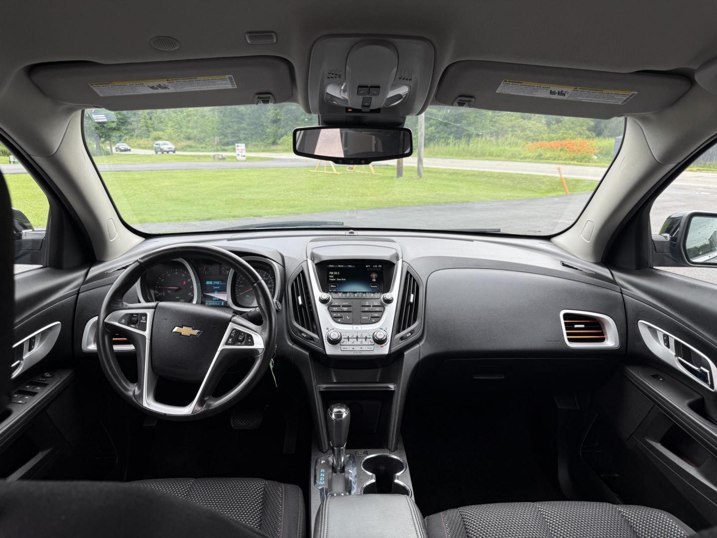2017 Black /Black Chevrolet Equinox LT AWD (2GNFLFEK2H6) with an 2.4L I4 DOHC 16V engine, 6A transmission, located at 11115 Chardon Rd. , Chardon, OH, 44024, (440) 214-9705, 41.580246, -81.241943 - This 2017 Chevrolet Equinox LT AWD is a compact SUV powered by a 2.4L EcoTec I4 engine paired with a 6-speed automatic transmission, delivering up to 28 MPG on the highway. It features a 7-inch touchscreen with a backup camera, single-zone automatic climate control, heated front seats, a power drive - Photo#24