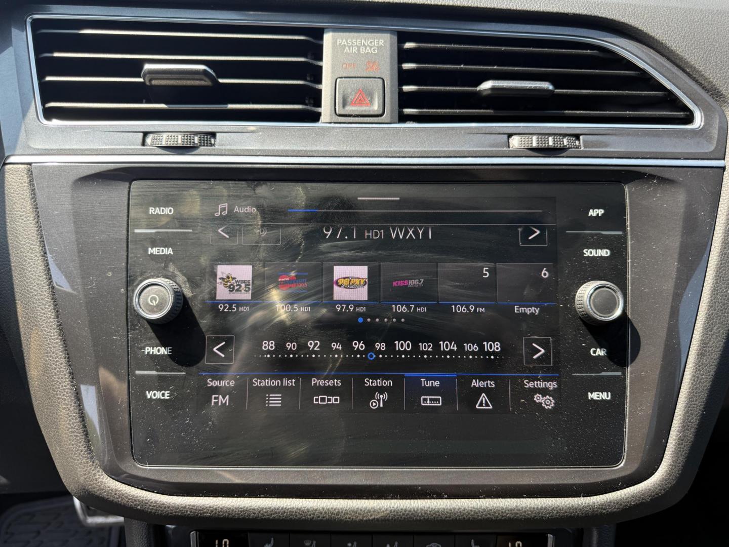 2021 Gray /Black Volkswagen Tiguan SE 4Motion AWD (3VV2B7AX7MM) with an 2.0L I4 DOHC 16V TURBO engine, 8A transmission, located at 11115 Chardon Rd. , Chardon, OH, 44024, (440) 214-9705, 41.580246, -81.241943 - Photo#24