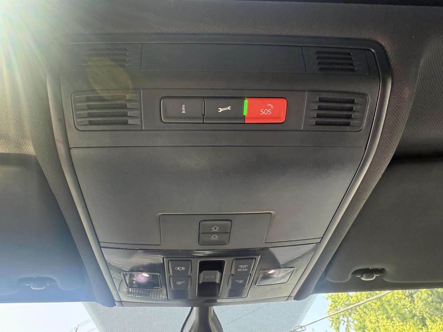 2021 Gray /Black Volkswagen Tiguan SE 4Motion AWD (3VV2B7AX7MM) with an 2.0L I4 DOHC 16V TURBO engine, 8A transmission, located at 11115 Chardon Rd. , Chardon, OH, 44024, (440) 214-9705, 41.580246, -81.241943 - Photo#30