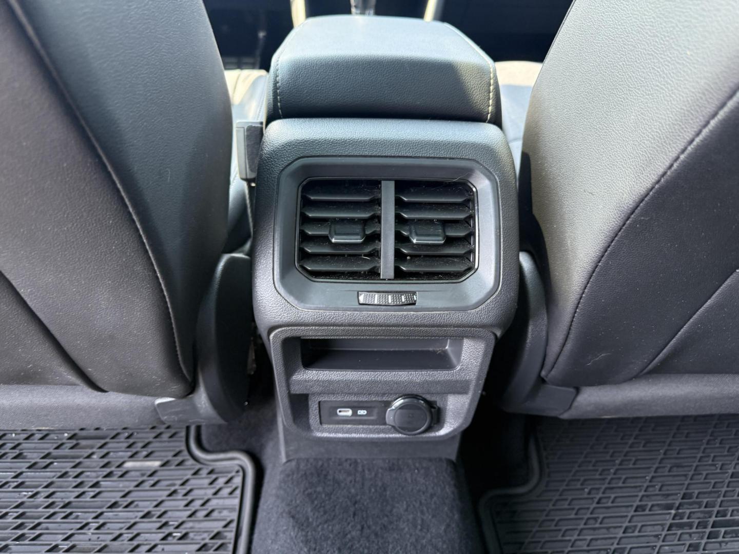 2021 Gray /Black Volkswagen Tiguan SE 4Motion AWD (3VV2B7AX7MM) with an 2.0L I4 DOHC 16V TURBO engine, 8A transmission, located at 11115 Chardon Rd. , Chardon, OH, 44024, (440) 214-9705, 41.580246, -81.241943 - Photo#35