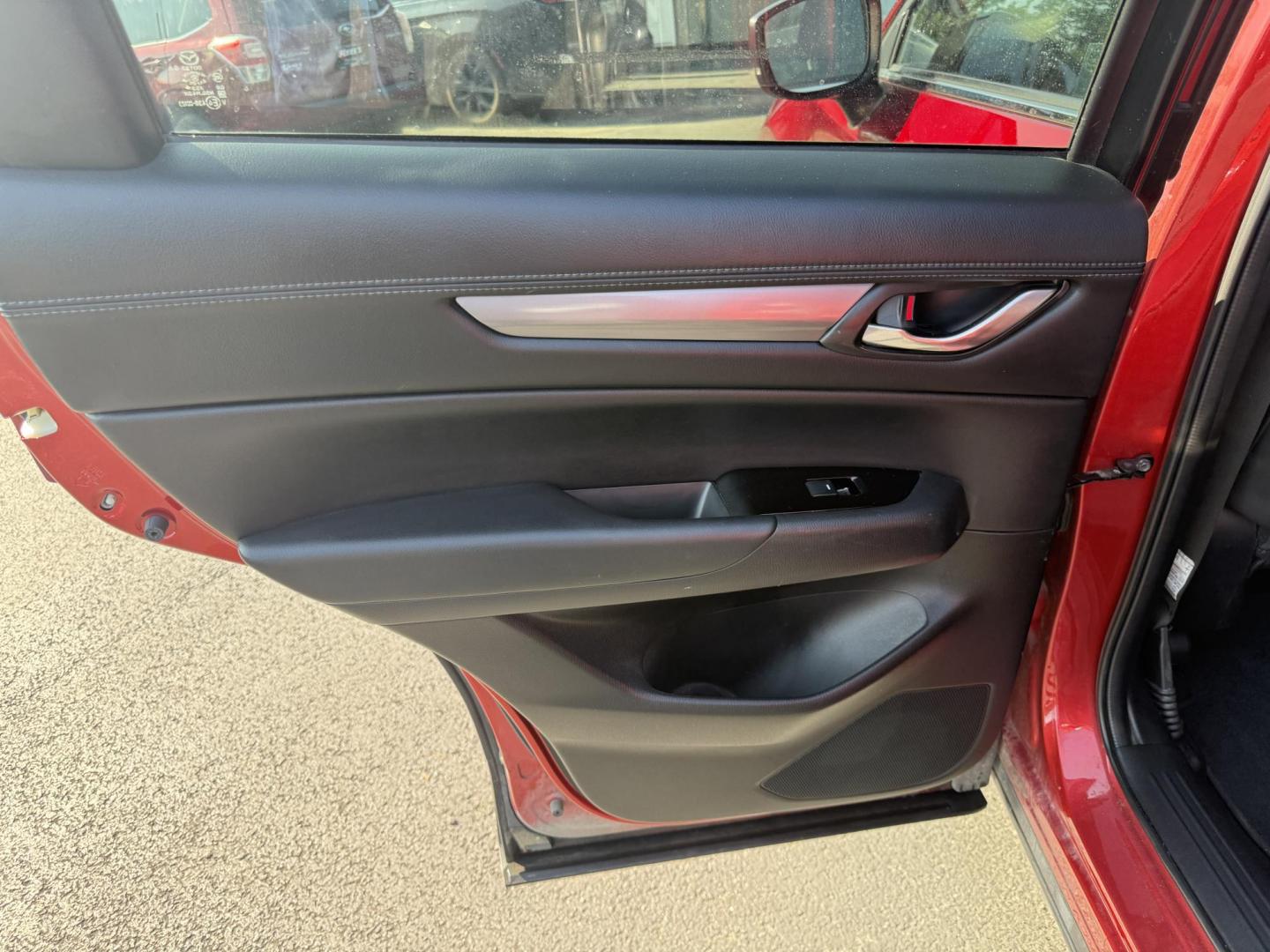 2018 Red /Black Mazda CX-5 Touring AWD (JM3KFBCM9J0) with an 2.5L I4 DOHC 16V engine, 6 Speed Automatic transmission, located at 547 E. Main St., Orwell, OH, 44076, (440) 437-5893, 41.535435, -80.847855 - This 2018 Mazda CX-5 Touring AWD with a 2.5L I4 engine and 6-speed automatic transmission offers a well-rounded package, delivering up to 30 MPG on the highway. It comes equipped with advanced safety features like Blind Spot Monitoring, Rear Cross Traffic Alert, and Adaptive Cruise Control, enhancin - Photo#26