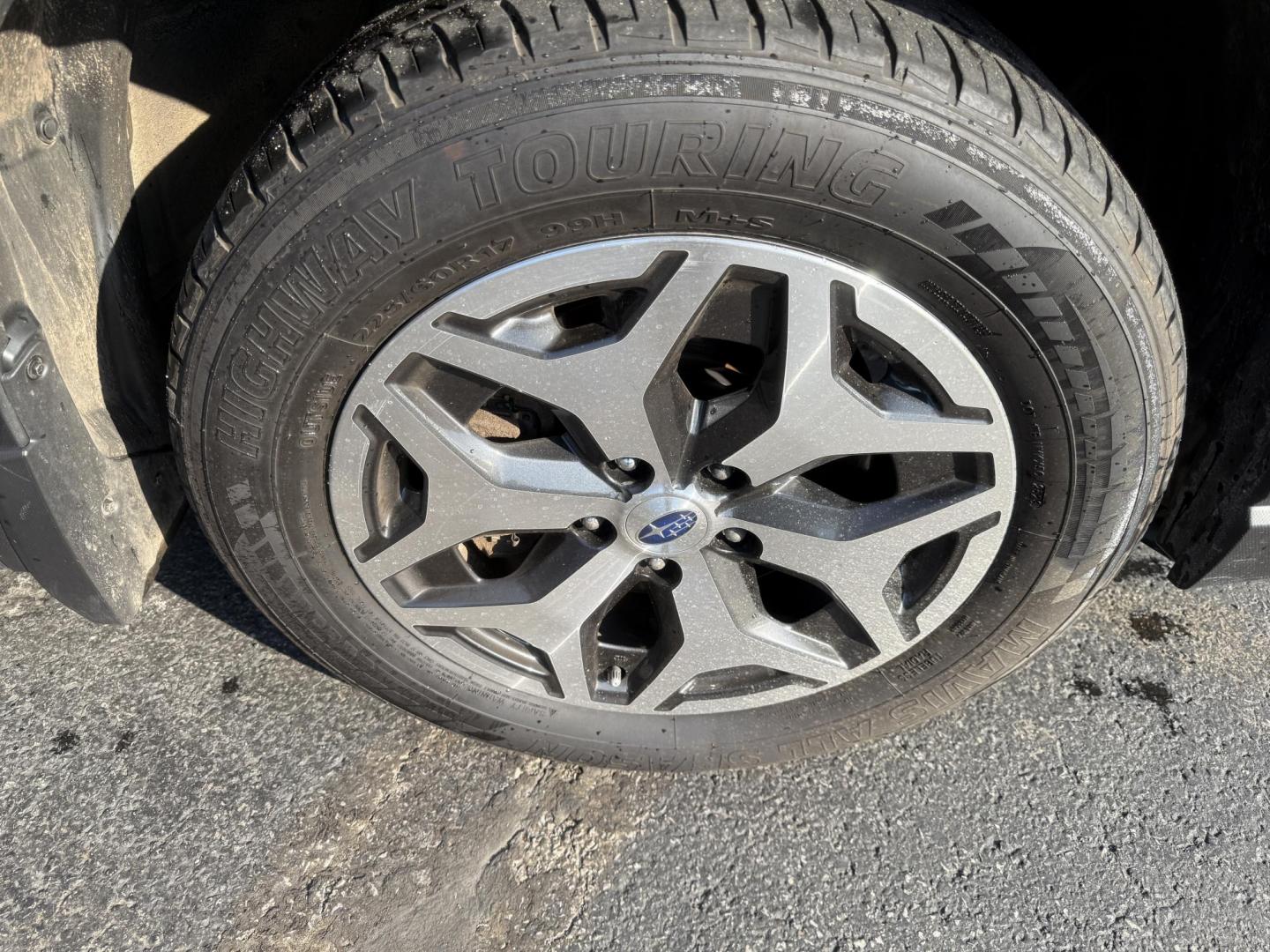 2020 Black /Black Subaru Forester 2.5i Premium (JF2SKAJC0LH) with an 2.5L H4 DOHC 16V engine, Automatic transmission, located at 547 E. Main St., Orwell, OH, 44076, (440) 437-5893, 41.535435, -80.847855 - This 2020 Subaru Forester 2.5i Premium features a 2.5L H4 engine paired with Subaru's renowned Symmetrical All-Wheel Drive, delivering confident traction and up to 33 MPG highway. Comfort amenities include a power driver's seat, heated front seats, single-zone automatic climate control, and a power - Photo#3