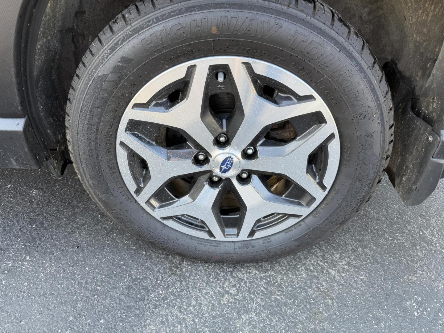 2020 Black /Black Subaru Forester 2.5i Premium (JF2SKAJC0LH) with an 2.5L H4 DOHC 16V engine, Automatic transmission, located at 547 E. Main St., Orwell, OH, 44076, (440) 437-5893, 41.535435, -80.847855 - This 2020 Subaru Forester 2.5i Premium features a 2.5L H4 engine paired with Subaru's renowned Symmetrical All-Wheel Drive, delivering confident traction and up to 33 MPG highway. Comfort amenities include a power driver's seat, heated front seats, single-zone automatic climate control, and a power - Photo#5