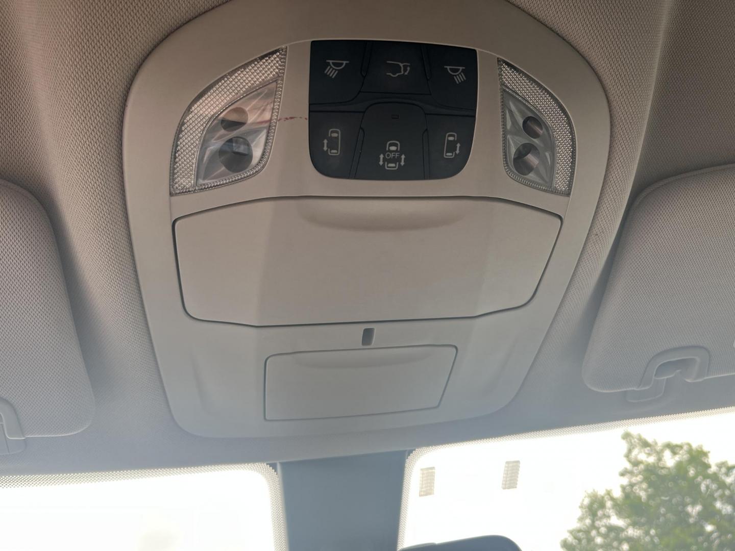 2017 Blue /Black Chrysler Pacifica Touring (2C4RC1DG8HR) with an 3.6L V6 DOHC 24V engine, 9A transmission, located at 547 E. Main St., Orwell, OH, 44076, (440) 437-5893, 41.535435, -80.847855 - This 2017 Chrysler Pacifica Touring is a versatile minivan powered by a 3.6-liter Pentastar V6 engine paired with a 9-speed automatic transmission, offering an impressive 28 MPG on the highway. It features a range of convenient amenities including a power driver’s seat, power liftgate, an 8.4-inch - Photo#11