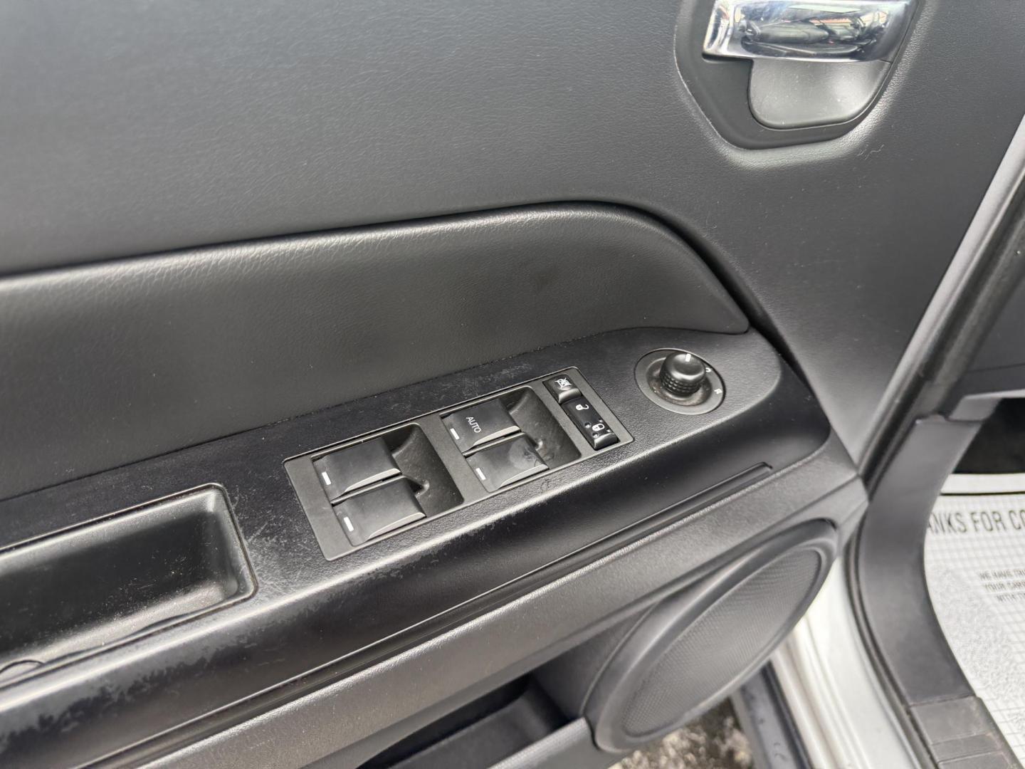 2017 Silver /Black Jeep Patriot High Altitude 4WD (1C4NJRFB3HD) with an 2.4L I4 DOHC 16V engine, 6 Speed Automatic transmission, located at 547 E. Main St., Orwell, OH, 44076, (440) 437-5893, 41.535435, -80.847855 - This 2017 Jeep Patriot High Altitude 4WD is a compact SUV featuring a 2.4L I4 engine paired with a 6-speed automatic transmission, offering capable all-wheel-drive performance. It boasts a leather interior, power driver's seat, heated front seats, remote start, and a 6.5" touchscreen with a backup c - Photo#17