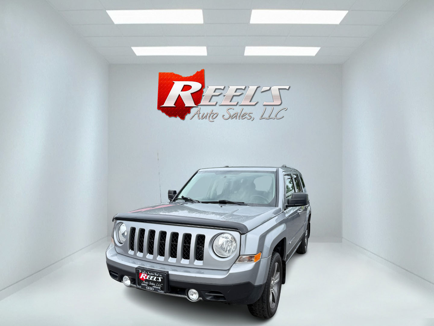 photo of 2017 Jeep Patriot Latitude 4WD