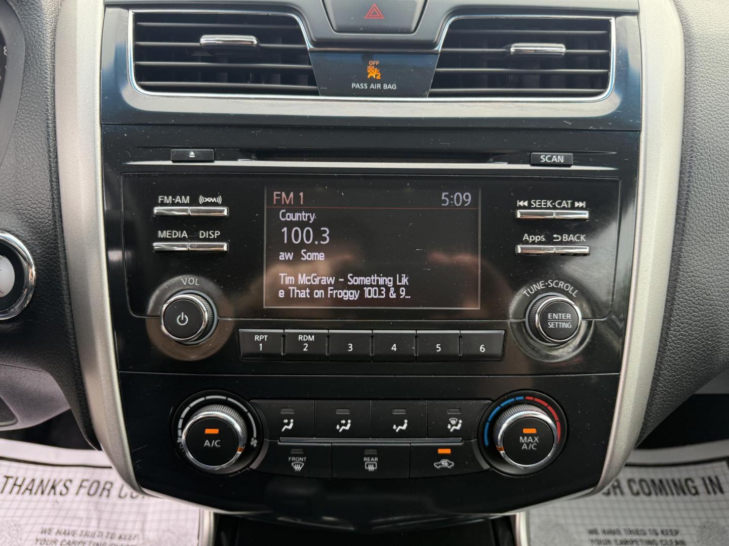 2014 Gray /Black Nissan Altima 2.5 S (1N4AL3AP6EN) with an 2.5L I4 DOHC 16V engine, Automatic transmission, located at 547 E. Main St., Orwell, OH, 44076, (440) 437-5893, 41.535435, -80.847855 - This 2014 Nissan Altima 2.5 S is a midsize sedan equipped with a fuel-efficient 2.5L I4 engine, offering ECO and Sport driving modes and achieving up to 37 MPG on the highway. It features a power driver's seat, a 5.0" center screen, and a backup camera, providing a comfortable and practical driving - Photo#22