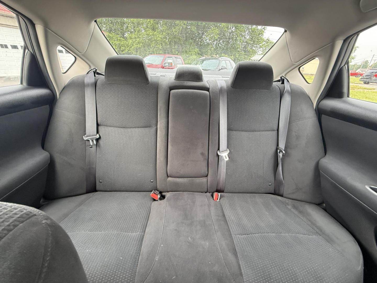 2014 Gray /Black Nissan Altima 2.5 S (1N4AL3AP6EN) with an 2.5L I4 DOHC 16V engine, Automatic transmission, located at 547 E. Main St., Orwell, OH, 44076, (440) 437-5893, 41.535435, -80.847855 - This 2014 Nissan Altima 2.5 S is a midsize sedan equipped with a fuel-efficient 2.5L I4 engine, offering ECO and Sport driving modes and achieving up to 37 MPG on the highway. It features a power driver's seat, a 5.0" center screen, and a backup camera, providing a comfortable and practical driving - Photo#24